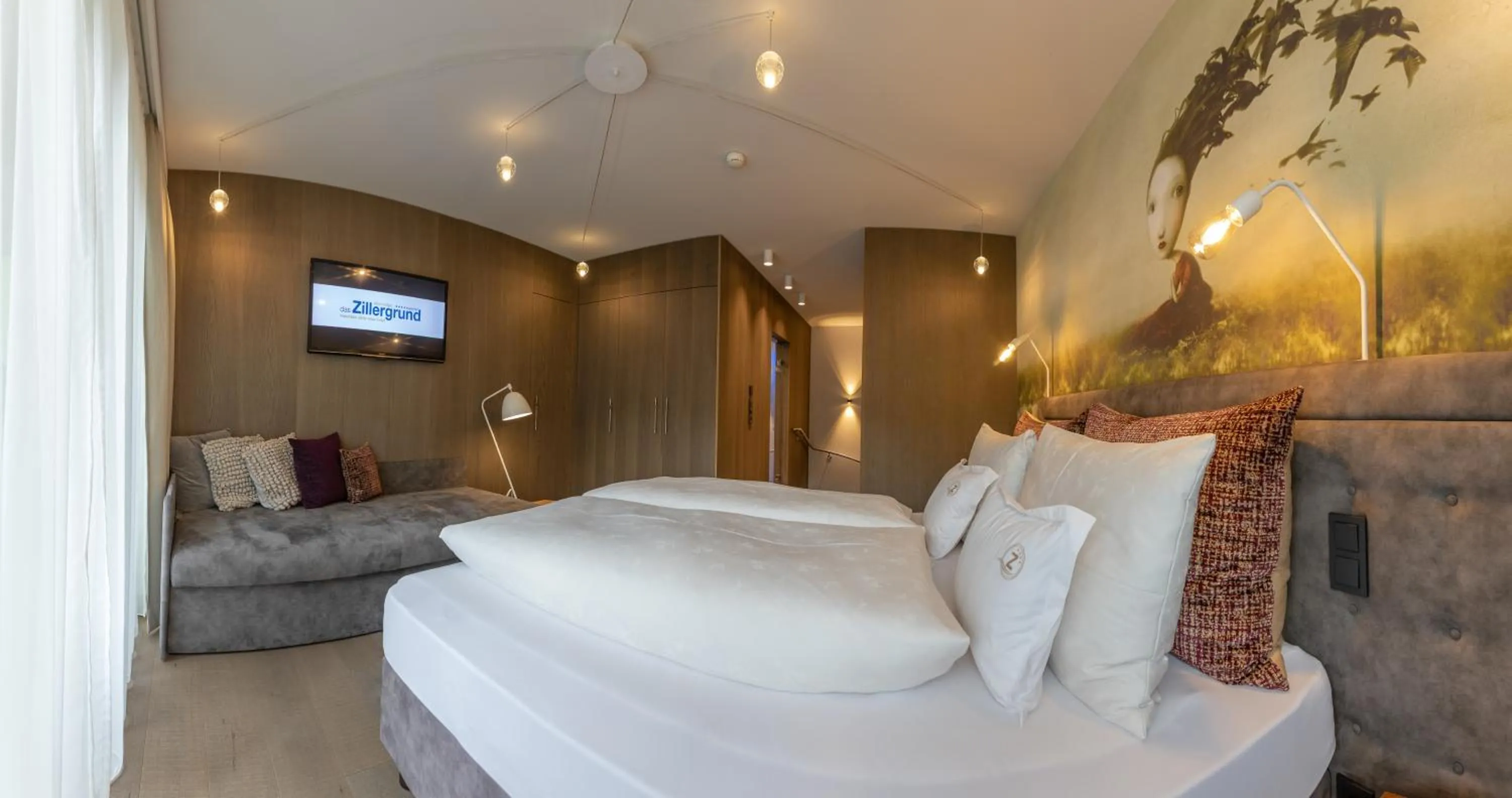 Photo of the whole room, Bed in ZillergrundRock Luxury Mountain Resort