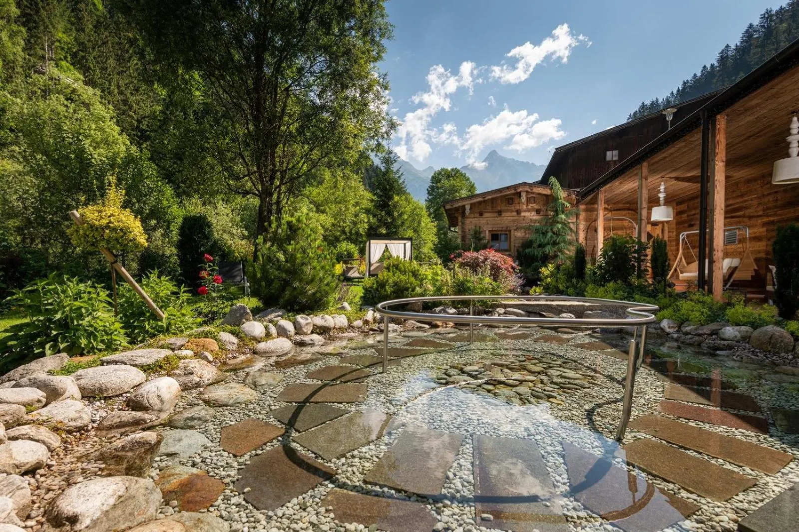 Swimming pool in ZillergrundRock Luxury Mountain Resort