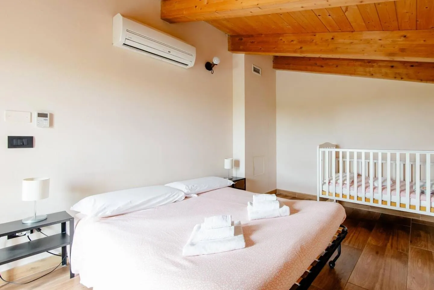 Bed in Antico Casale Caroli