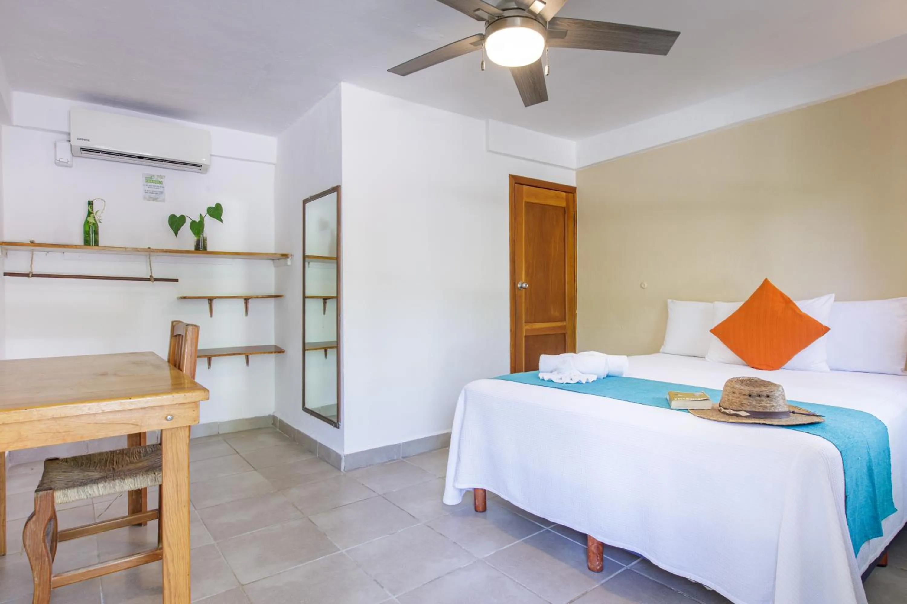 Bed in La Diosa Kali Beach Front Hotel