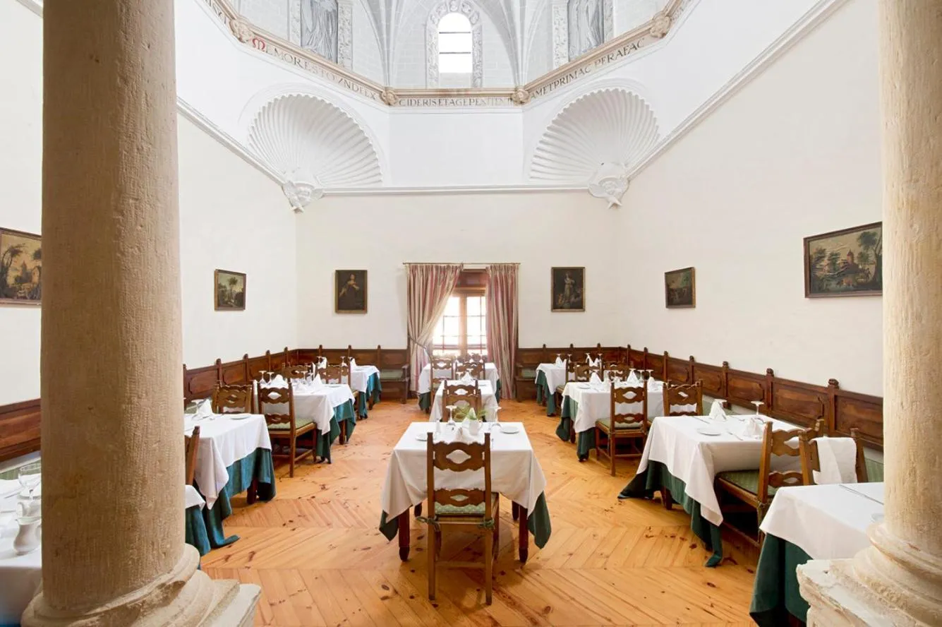 Monasterio De Piedra