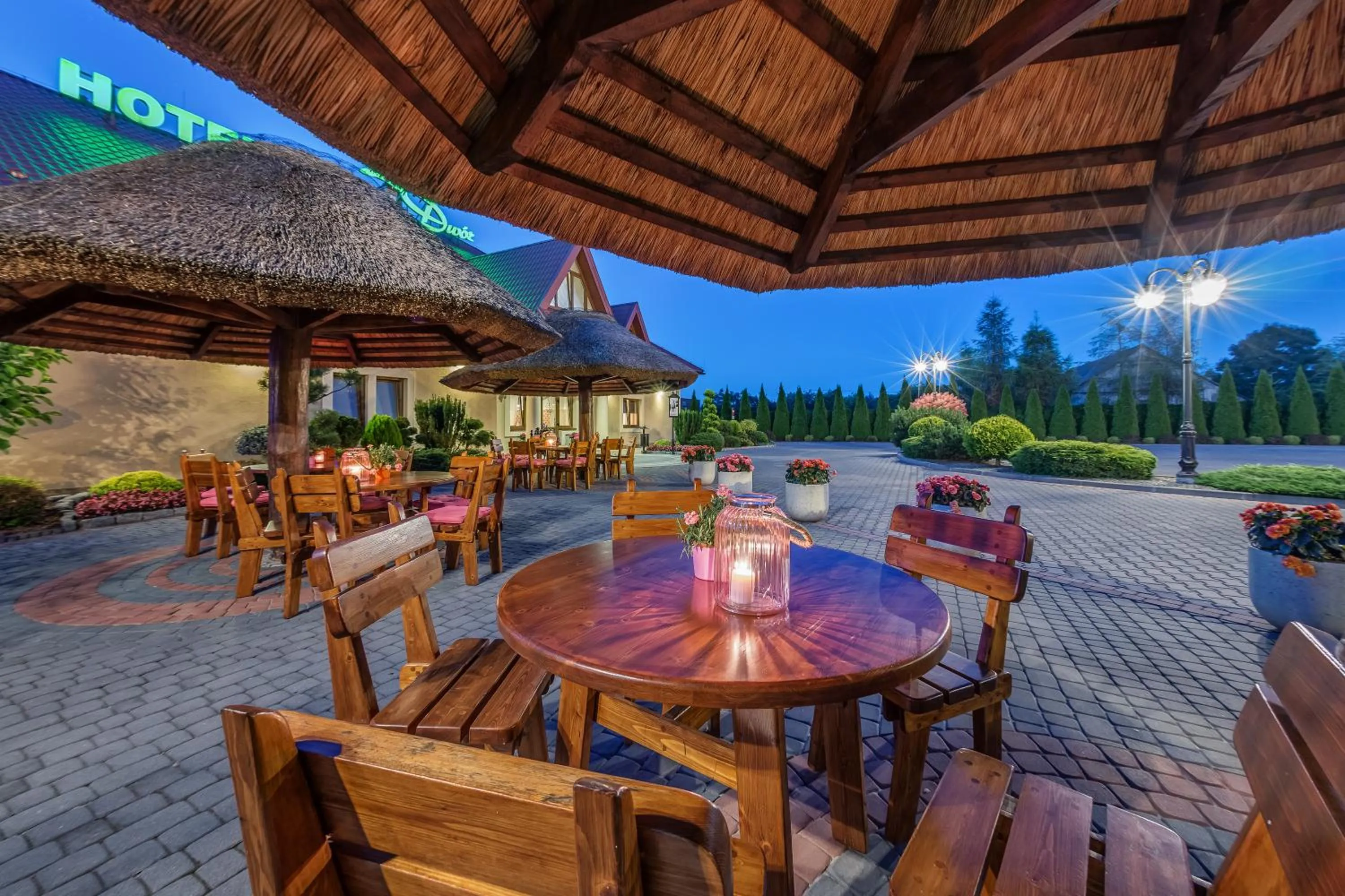 Patio, Restaurant/Places to Eat in Leśny Dwór