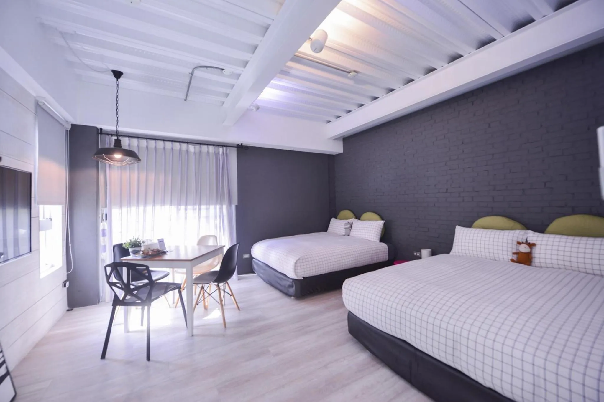 Bed in Moon 2 Tainan