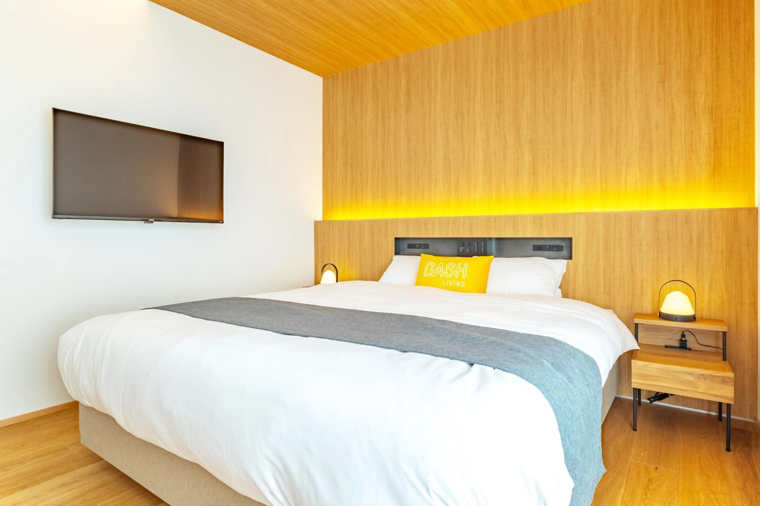 Bed in Karasuma Rokujo Hotel