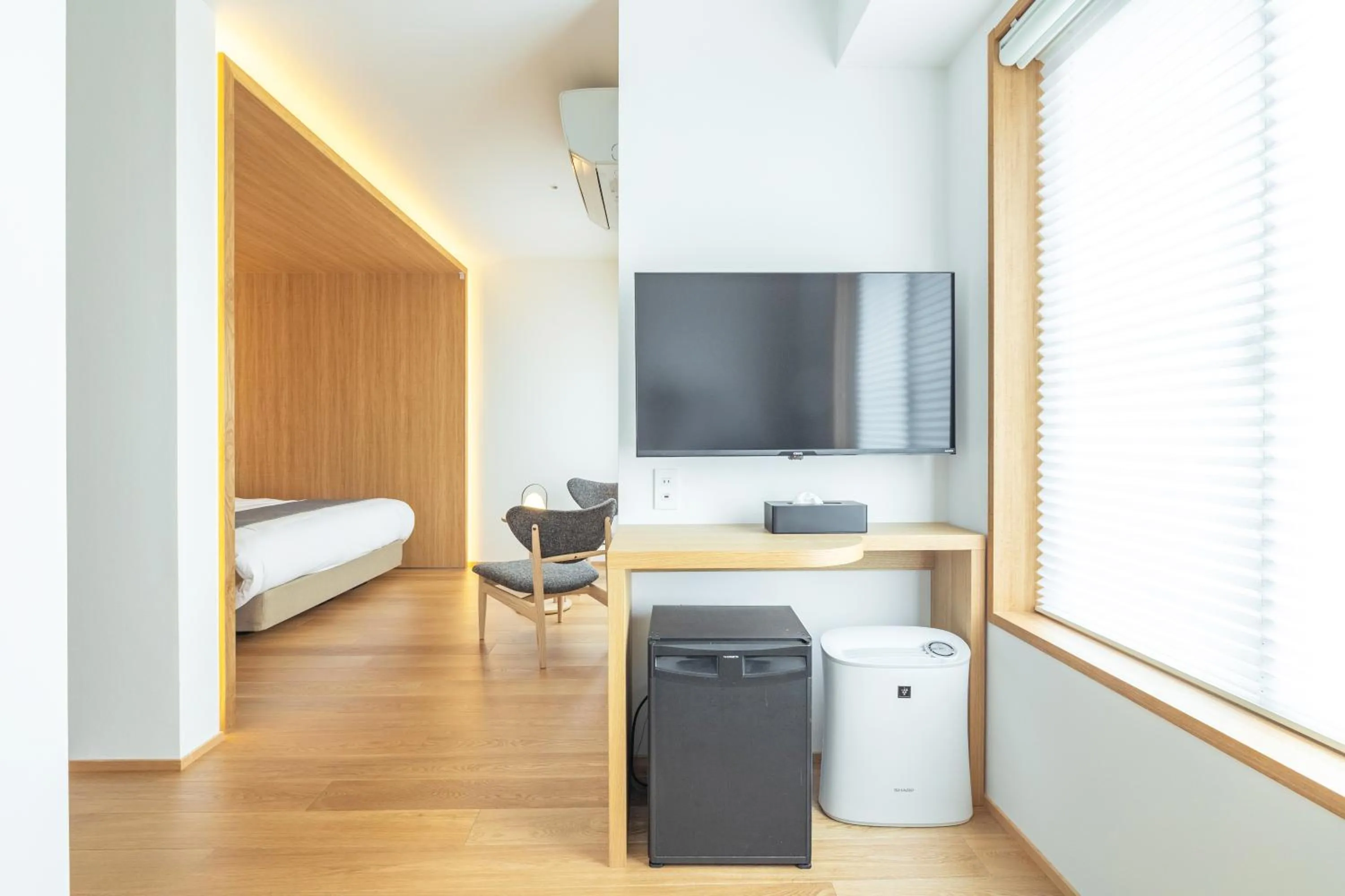 Bed in Karasuma Rokujo Hotel