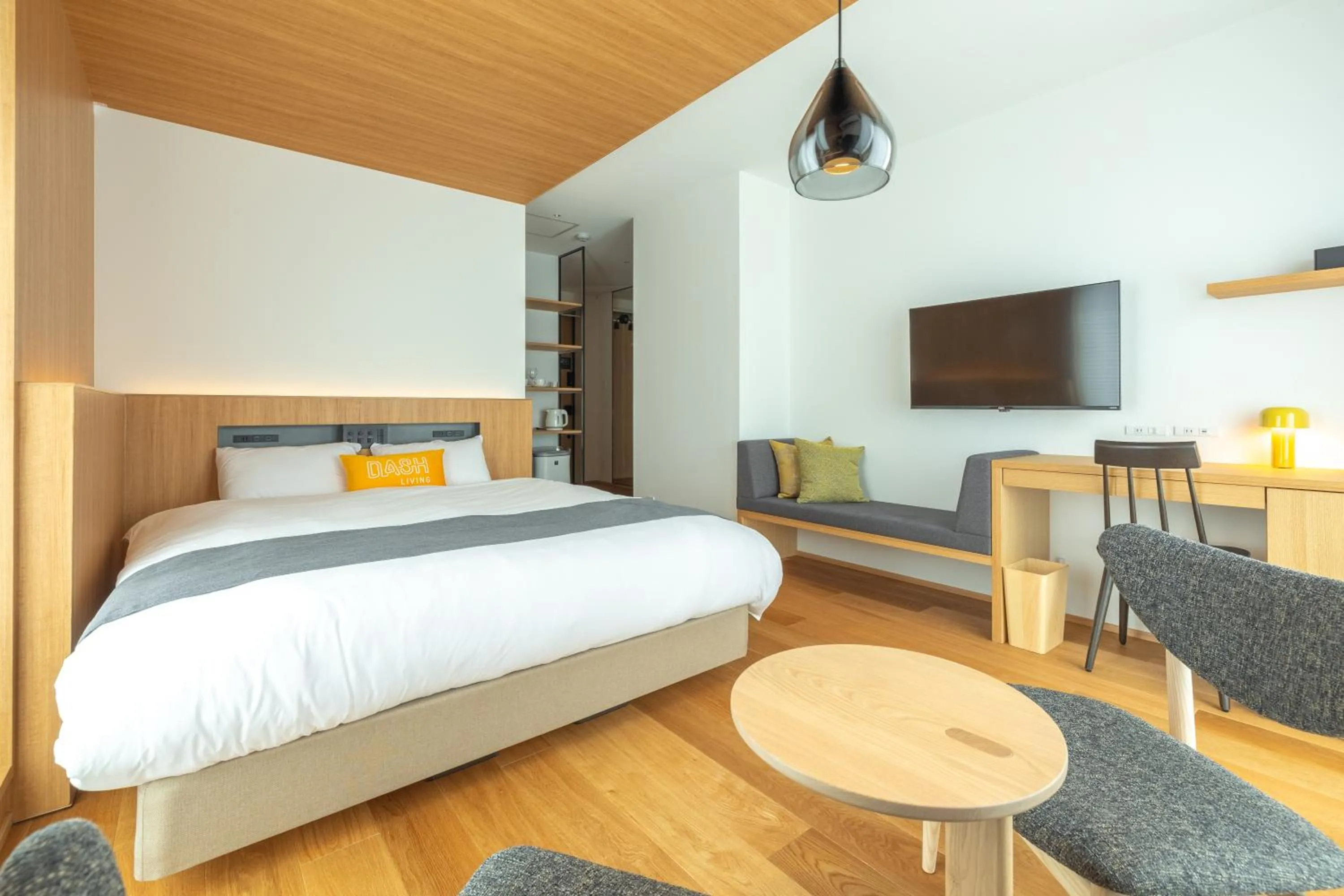 Bed in Karasuma Rokujo Hotel