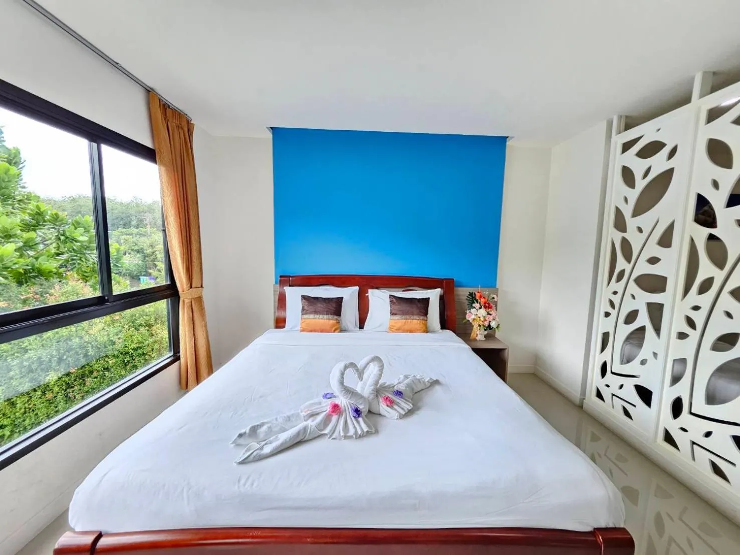 Bed in S4 Nai Yang Beach - Near Phuket Airport