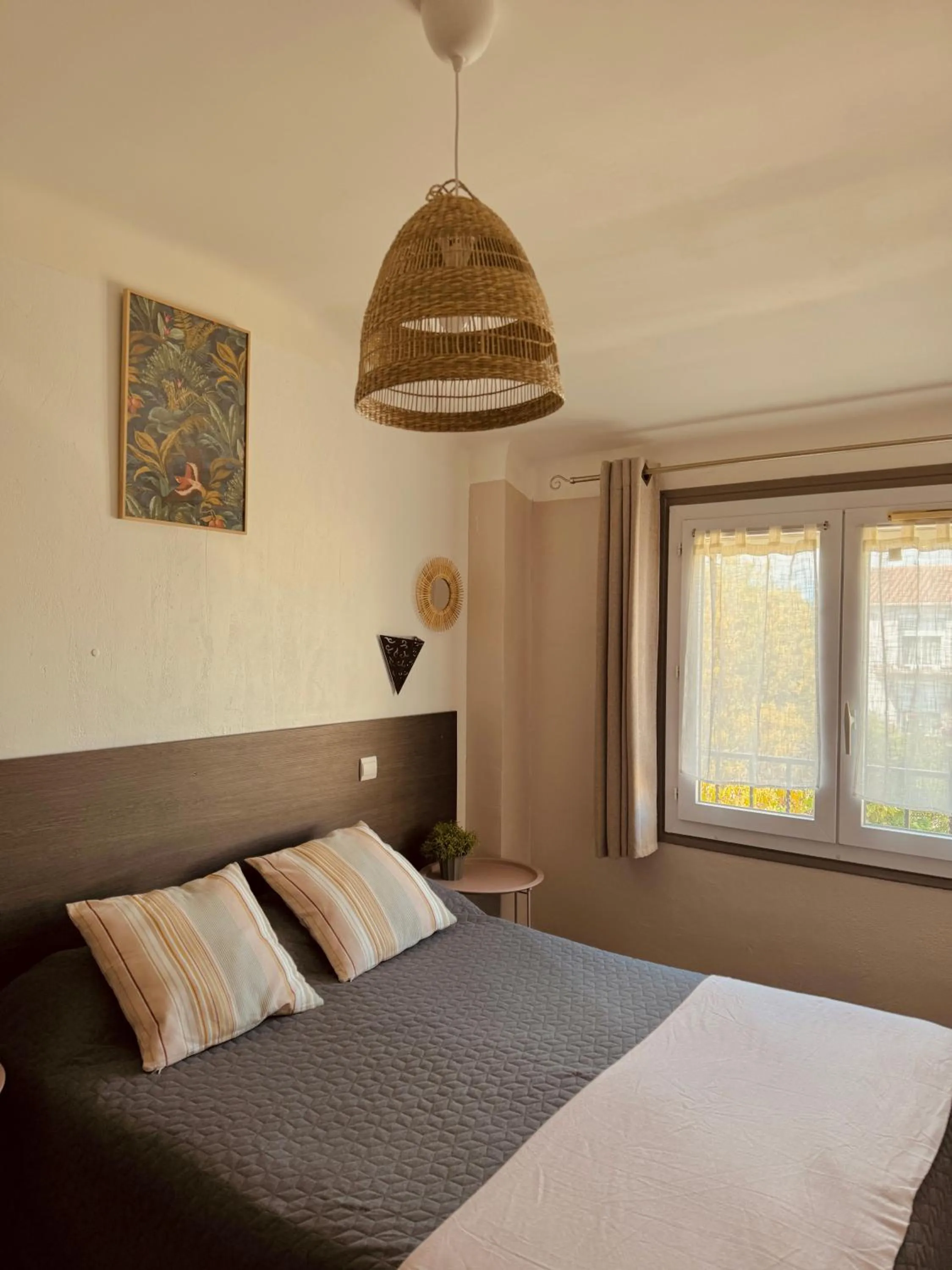 Bedroom, Bed in Hôtel le Nid