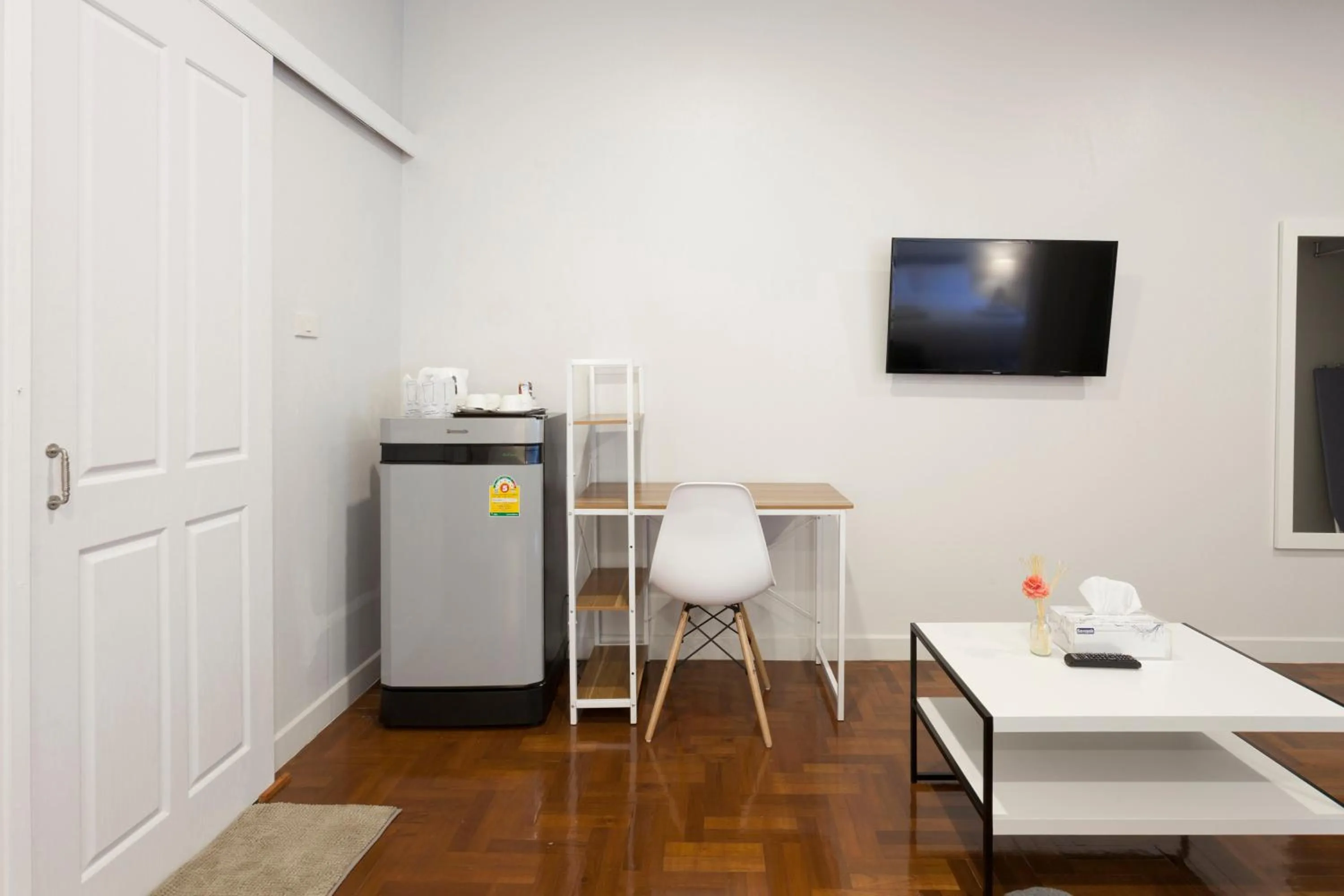 Photo of the whole room in Cozy Home by Nan