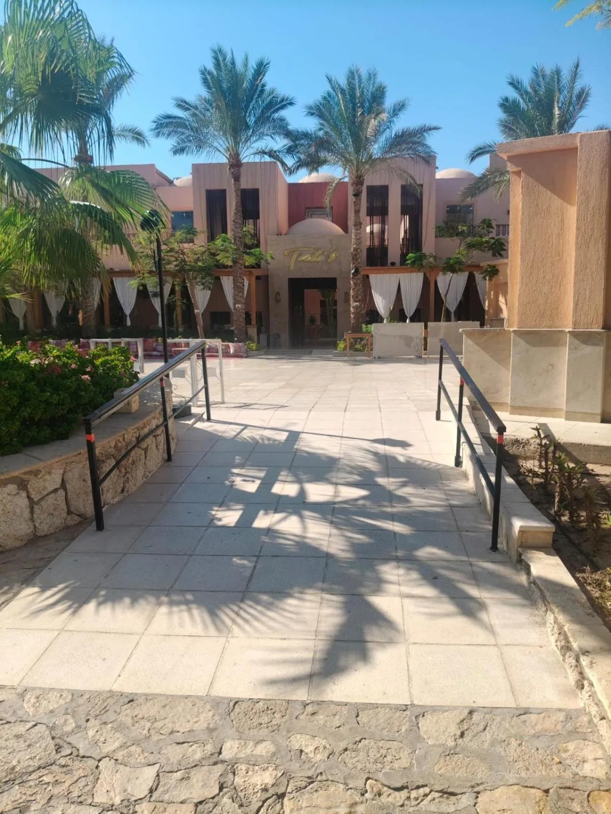 Property building in Tamra Beach Resort