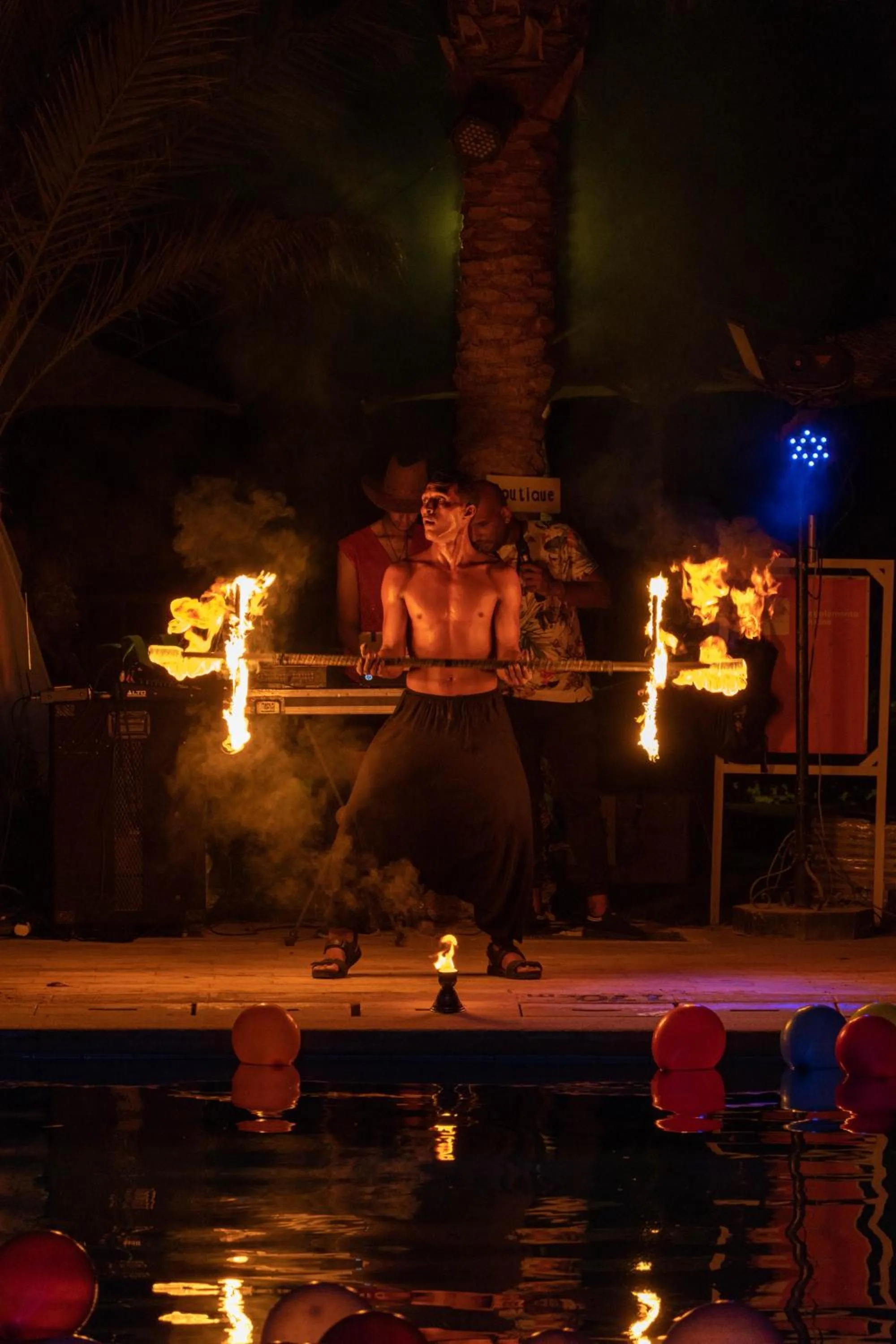 Evening entertainment in Tamra Beach Resort