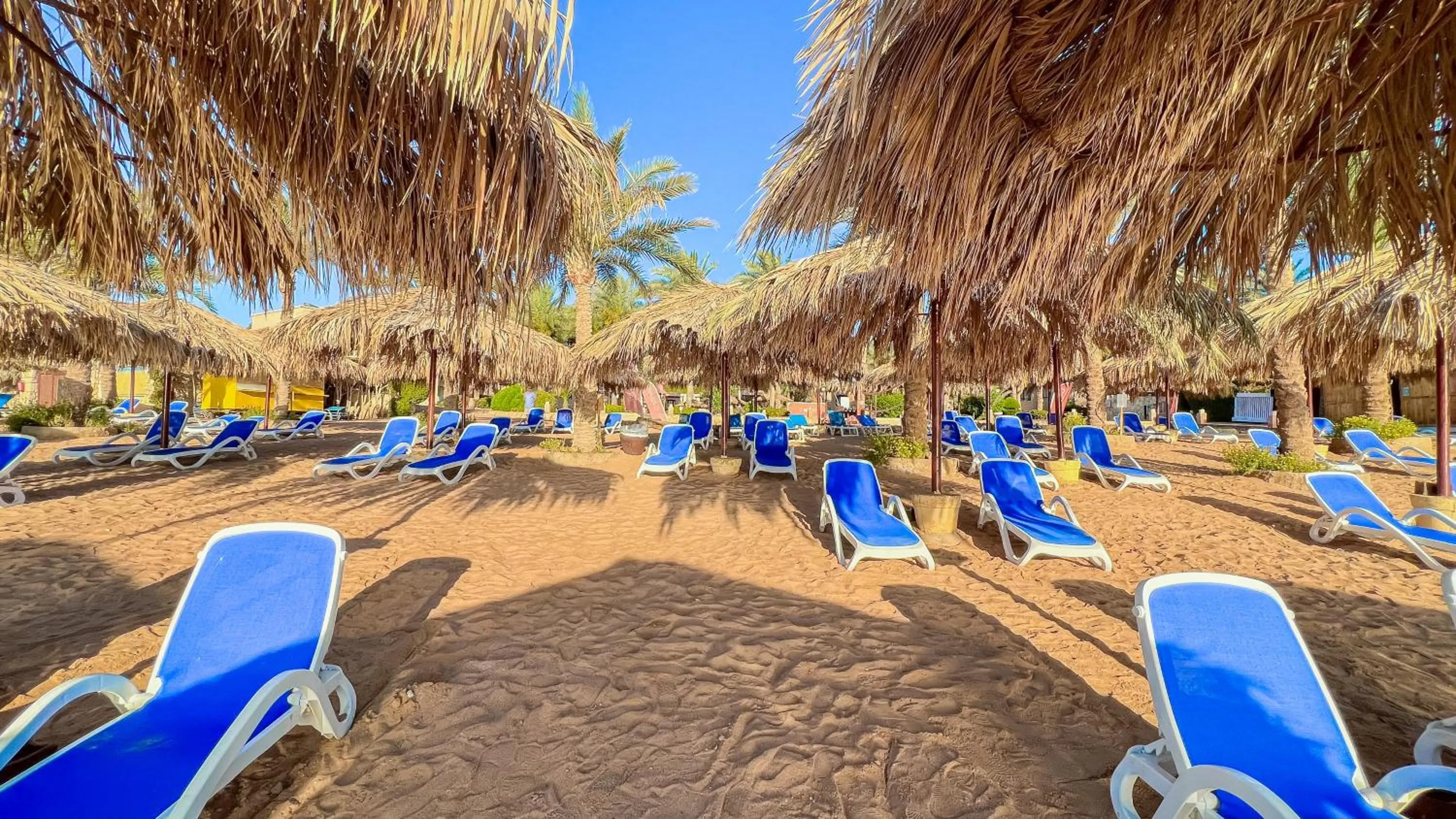 Beach in Tamra Beach Resort