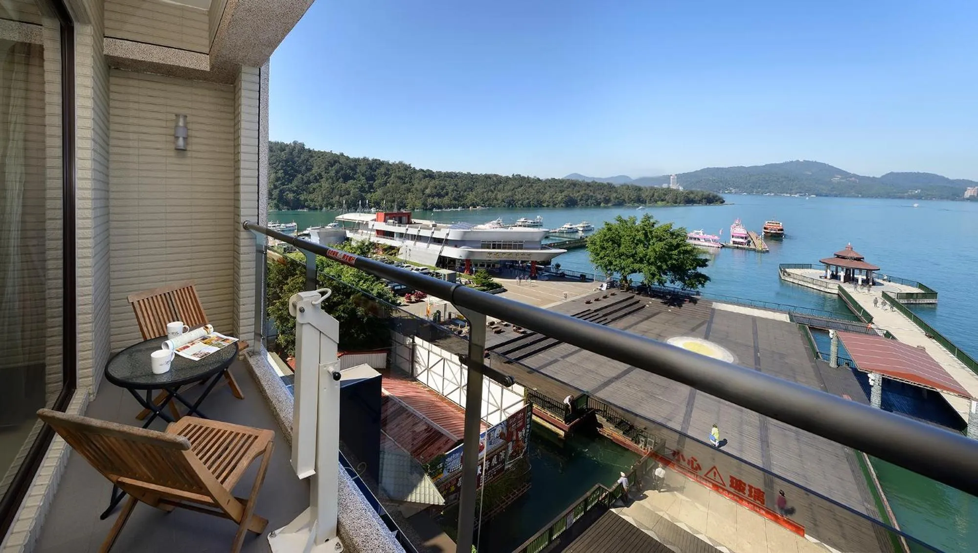 Lake view in Hu Yue Lakeview Hotel