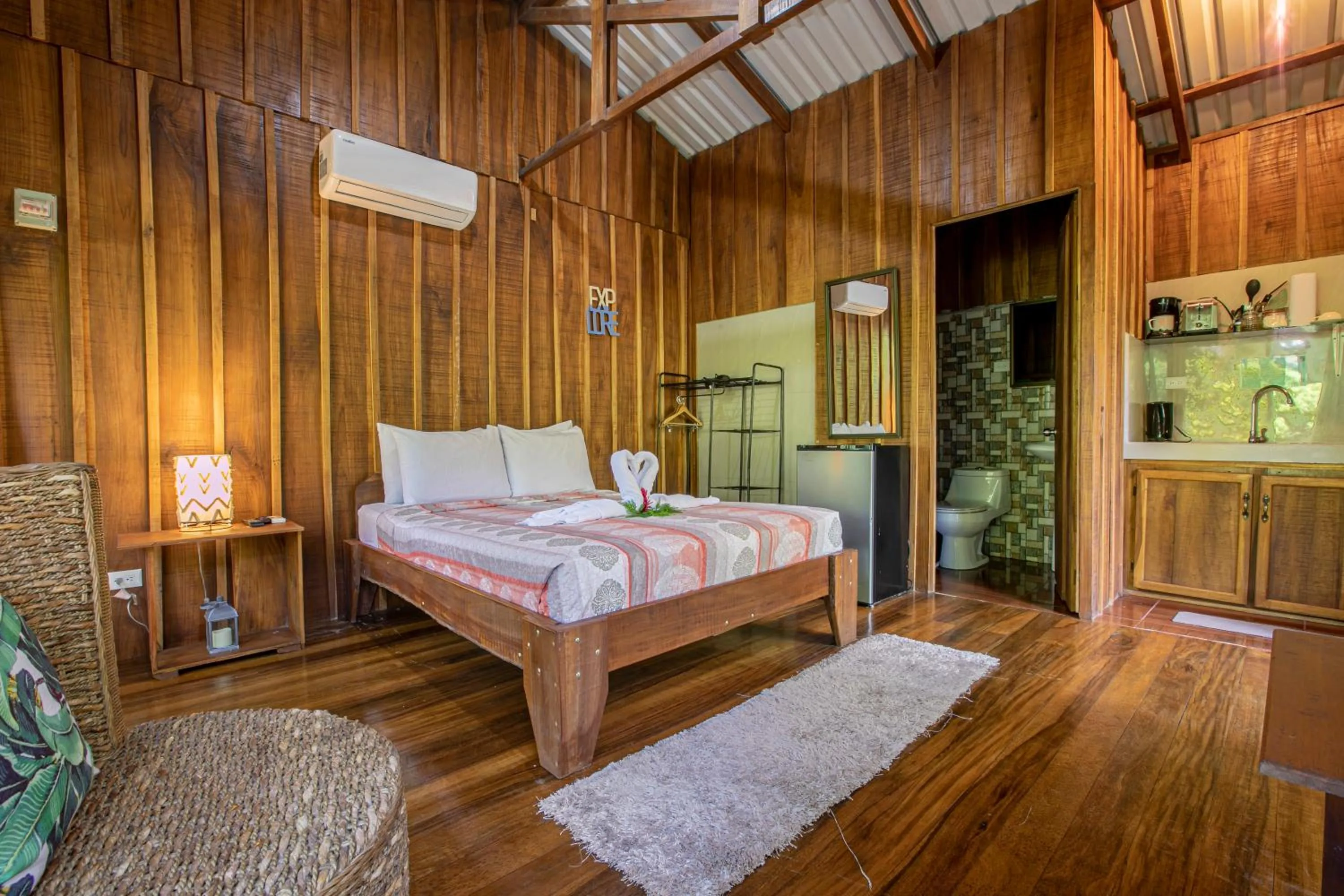 Photo of the whole room, Bed in Cabañas del Lago