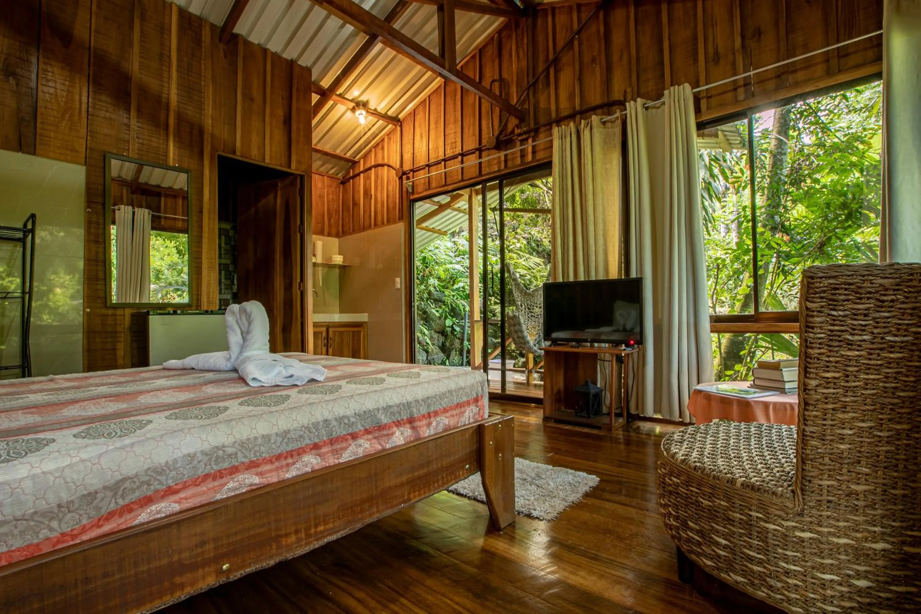 Photo of the whole room, Bed in Cabañas del Lago