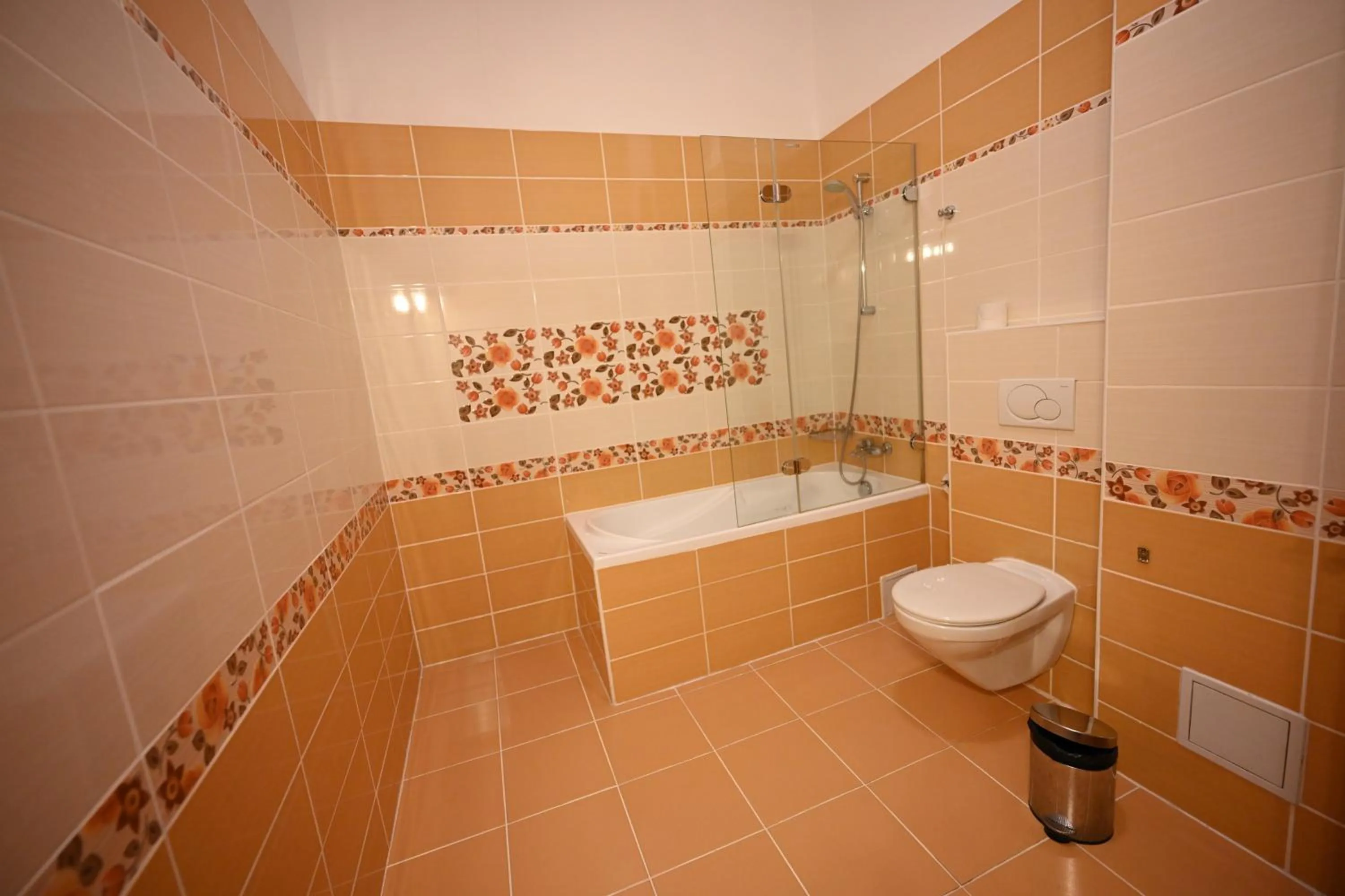 Bathroom in Mercure Sighisoara Binderbubi Hotel & Spa