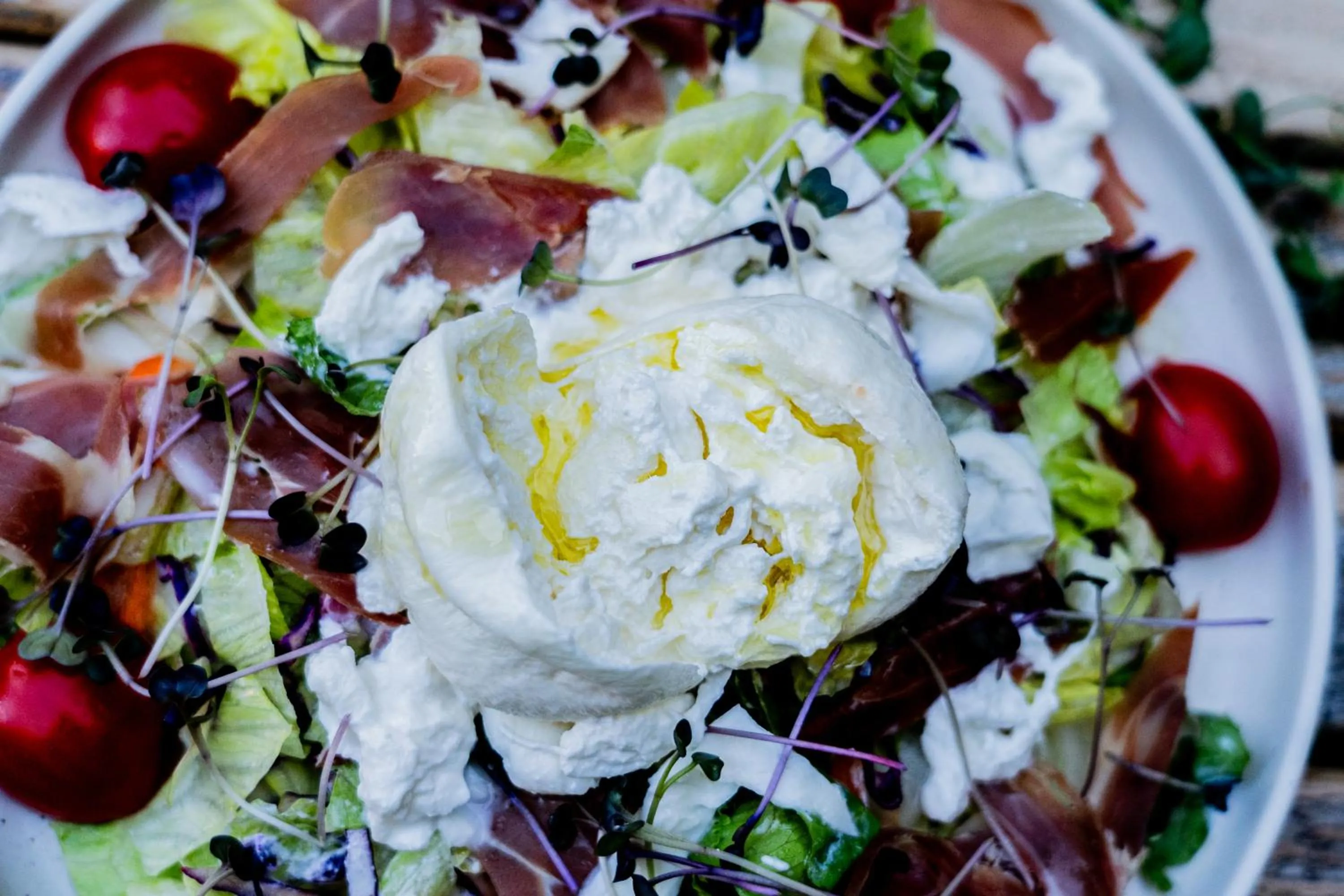 Restaurant/places to eat in Mercure Sighisoara Binderbubi Hotel & Spa