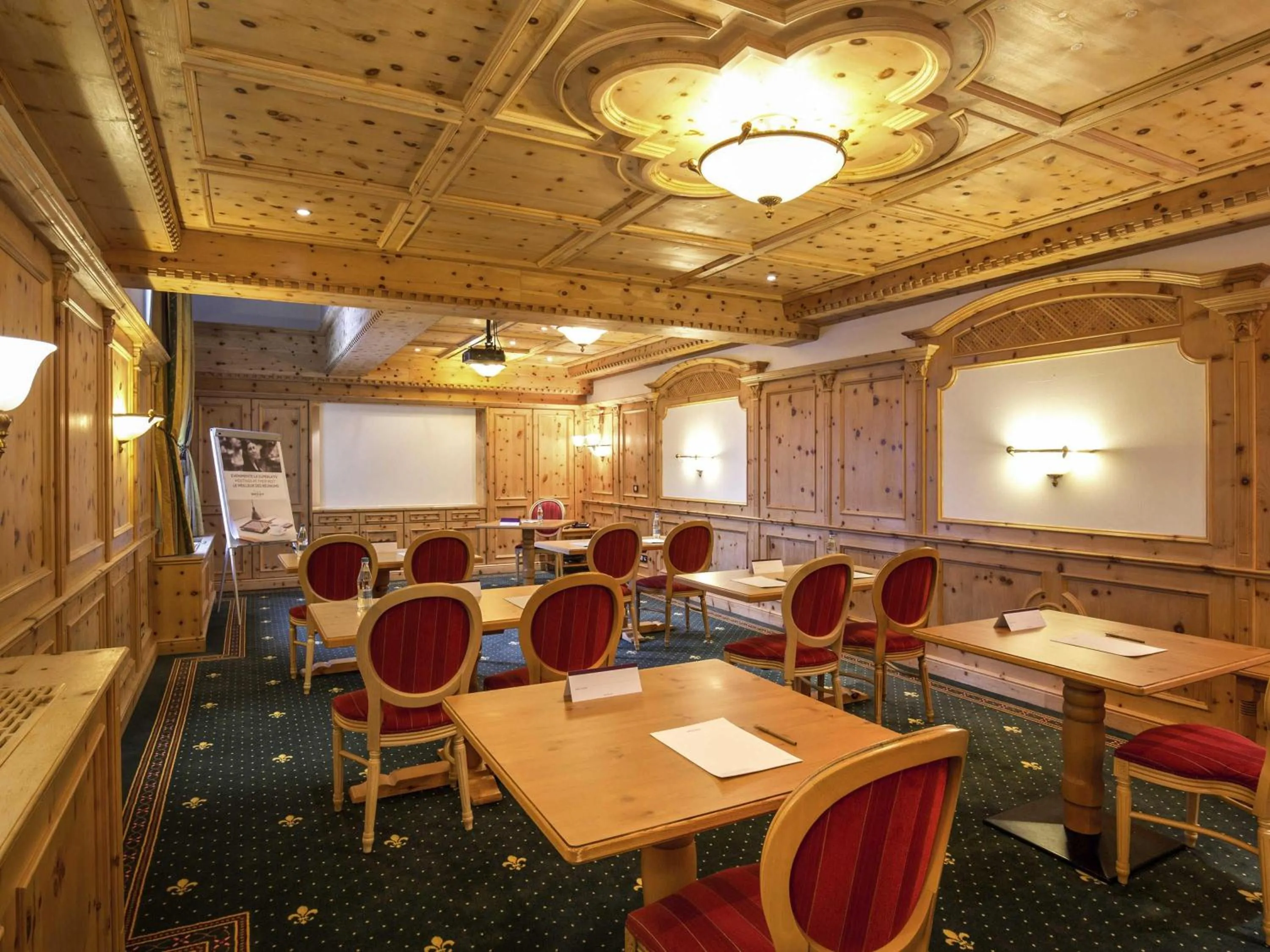Meeting/conference room in Mercure Sighisoara Binderbubi Hotel & Spa