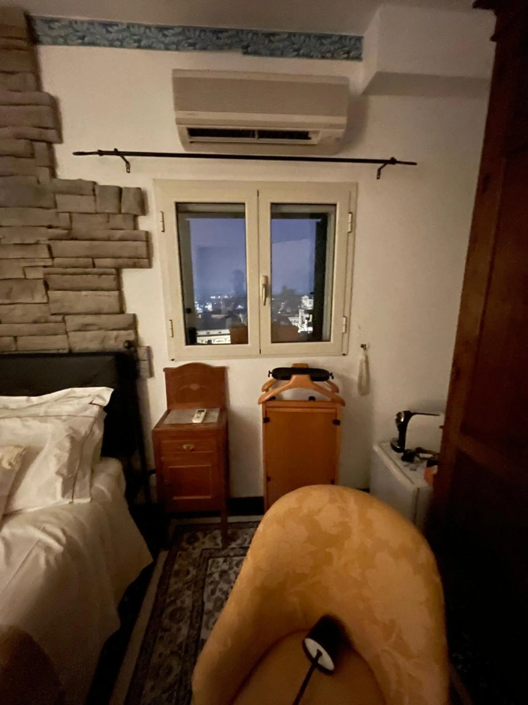 Bed in Casa tipica siciliana patronale home BedandBreakfast TreMetriSoprailCielo Camere con vista, colazione interna in terrazzo panoramico