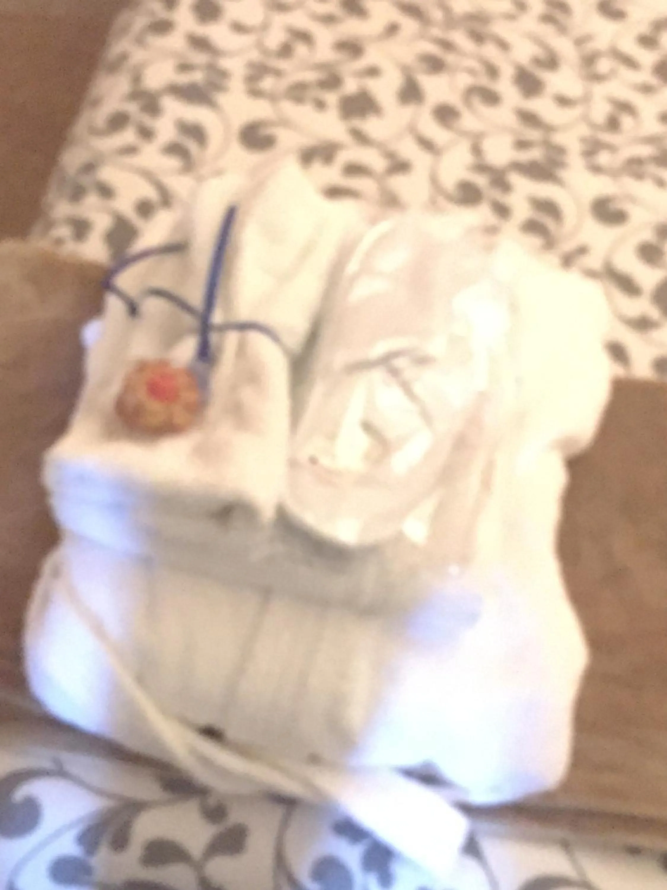 Decorative detail, Bed in Casa tipica siciliana patronale home BedandBreakfast TreMetriSoprailCielo Camere con vista, colazione interna in terrazzo panoramico