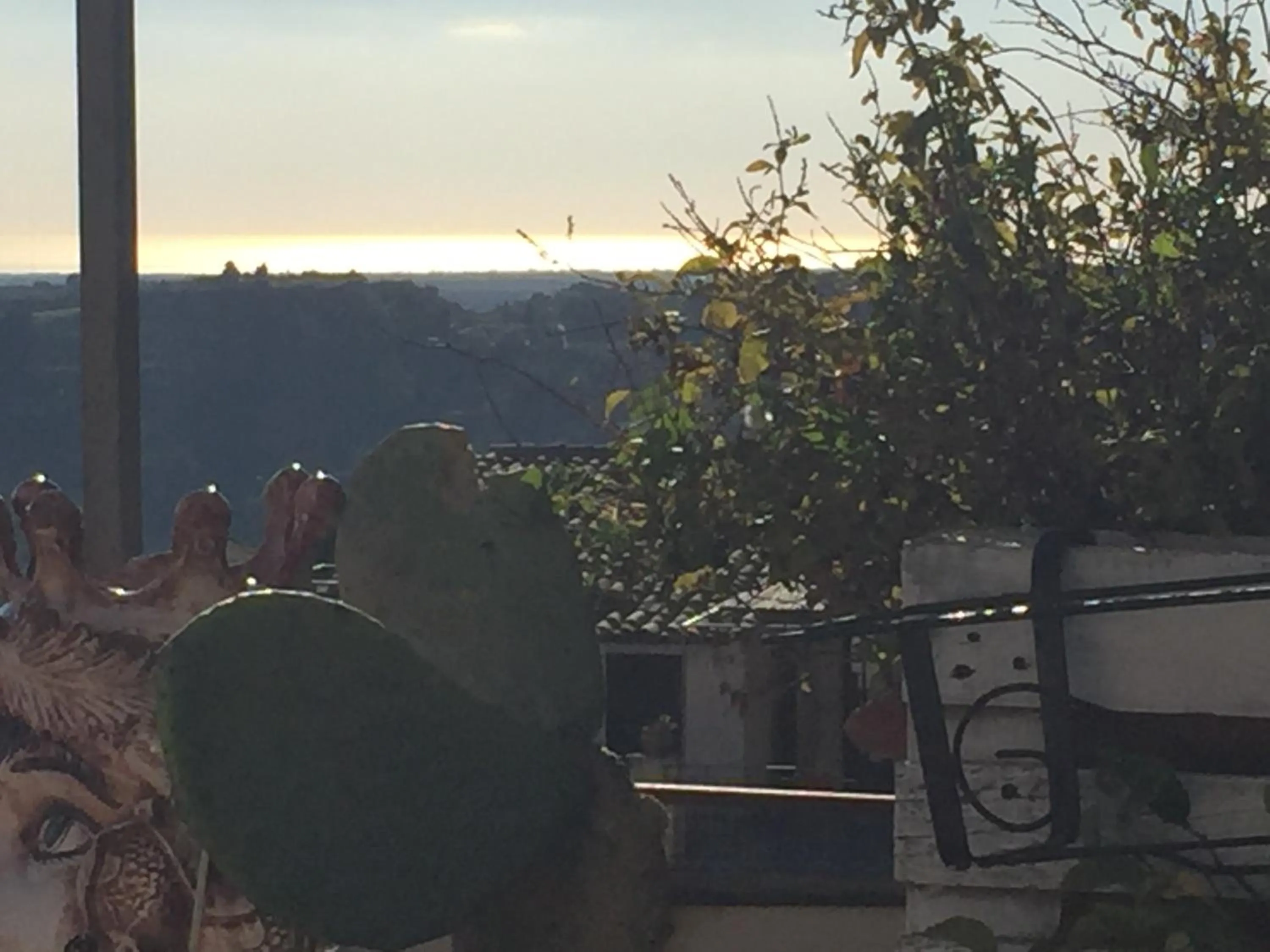 Balcony/Terrace in Casa tipica siciliana patronale home BedandBreakfast TreMetriSoprailCielo Camere con vista, colazione interna in terrazzo panoramico