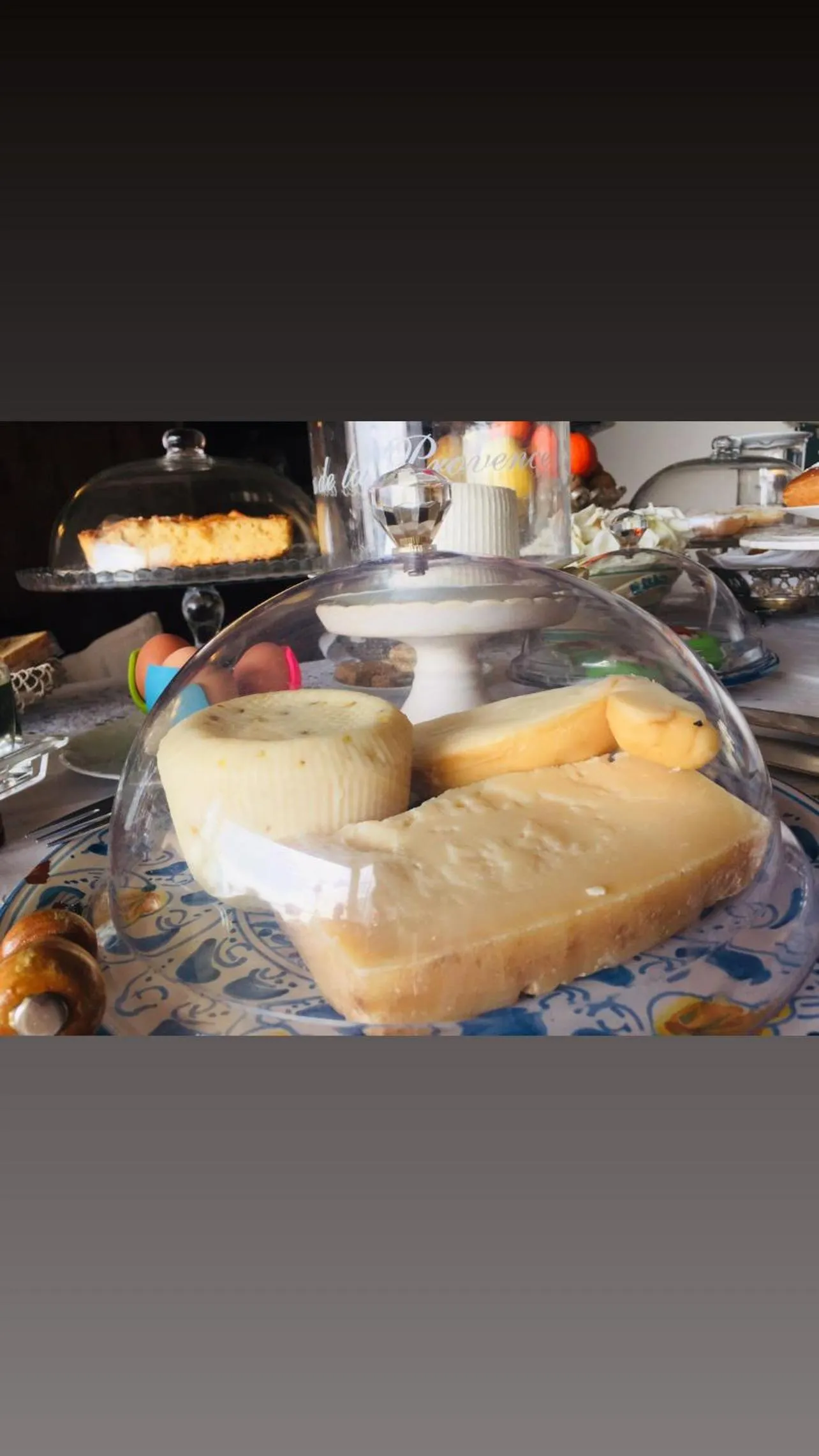 Food and drinks in Casa tipica siciliana patronale home BedandBreakfast TreMetriSoprailCielo Camere con vista, colazione interna in terrazzo panoramico