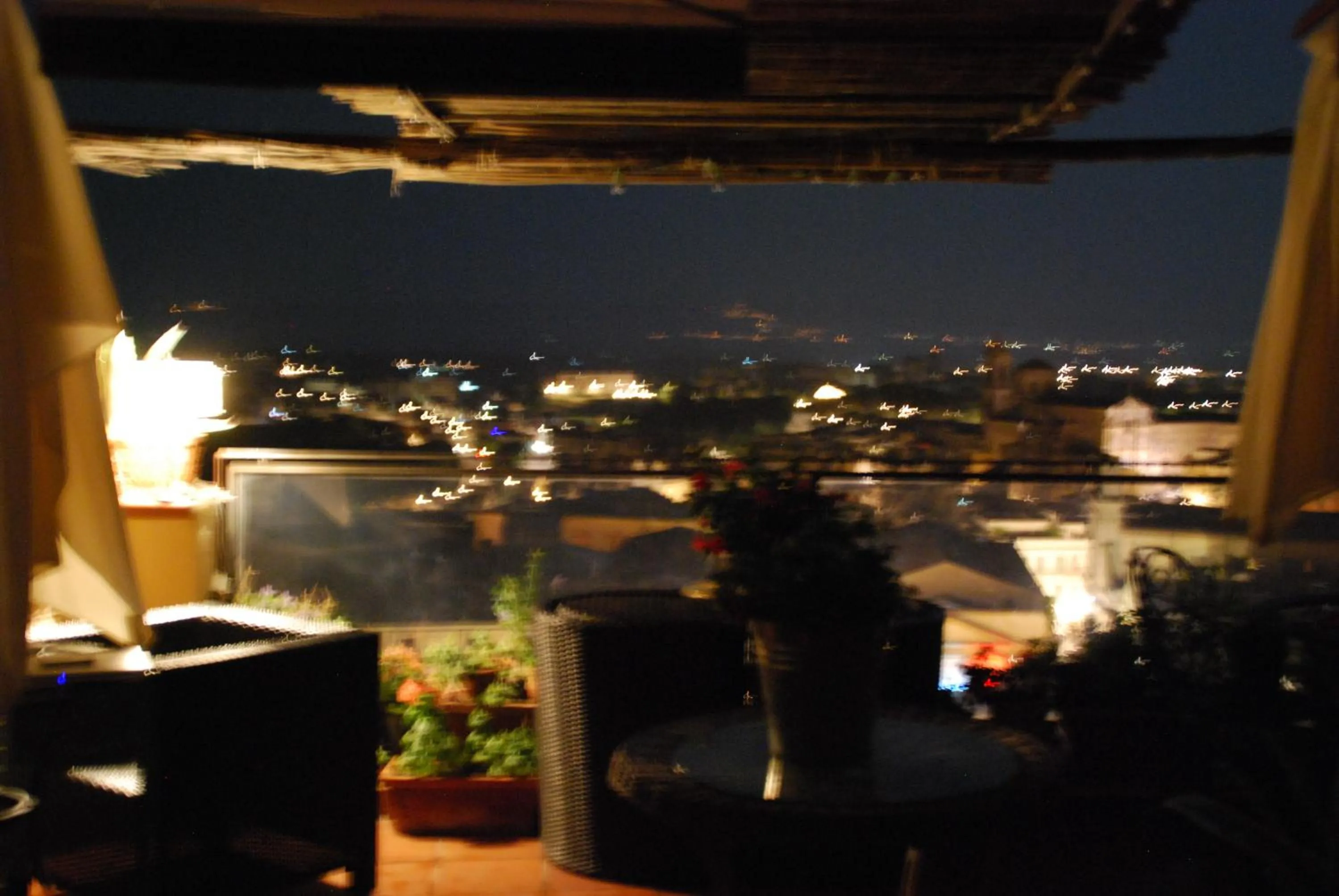 Balcony/Terrace in Casa tipica siciliana patronale home BedandBreakfast TreMetriSoprailCielo Camere con vista, colazione interna in terrazzo panoramico