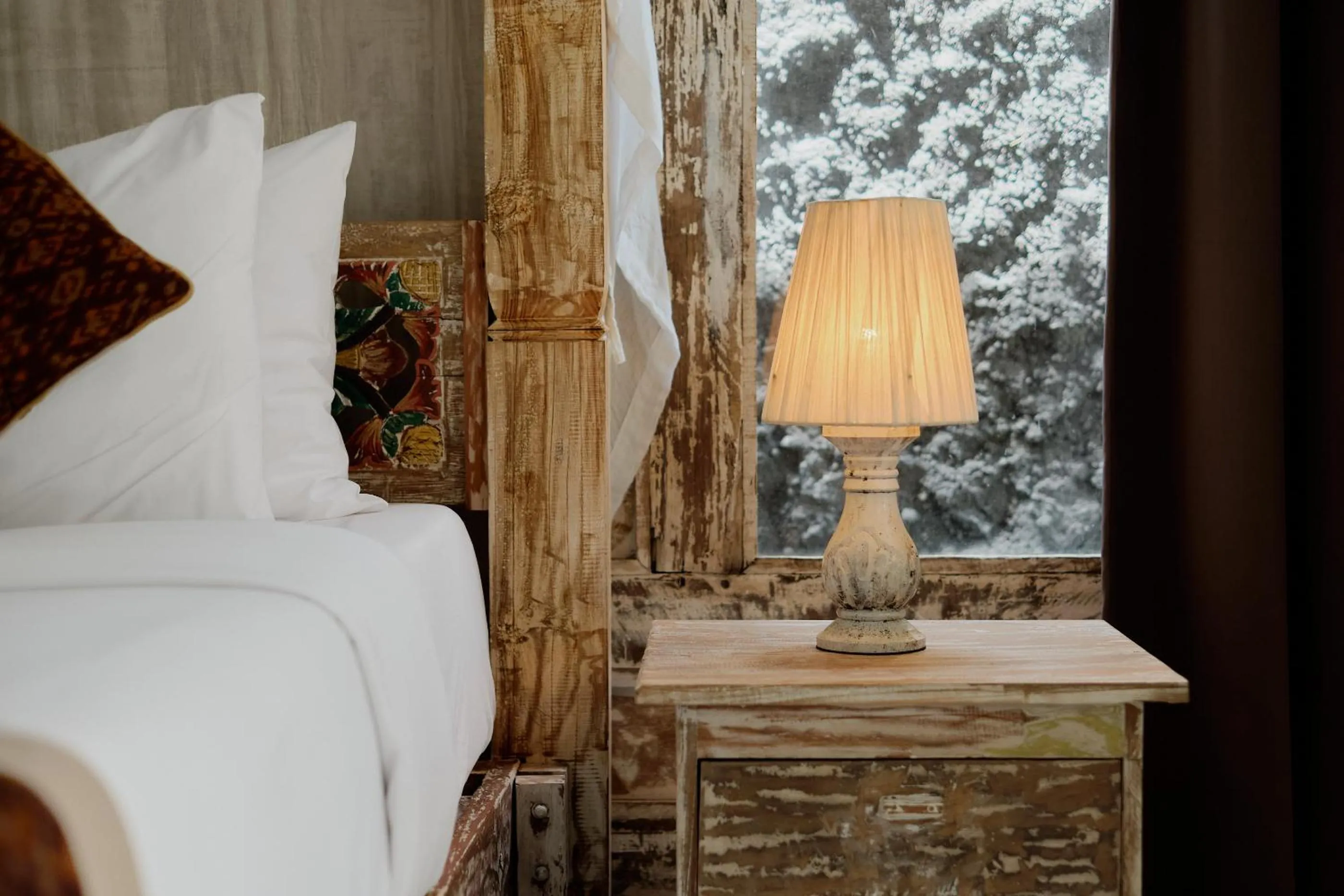 Bed in Pratiwi Ubud Villa