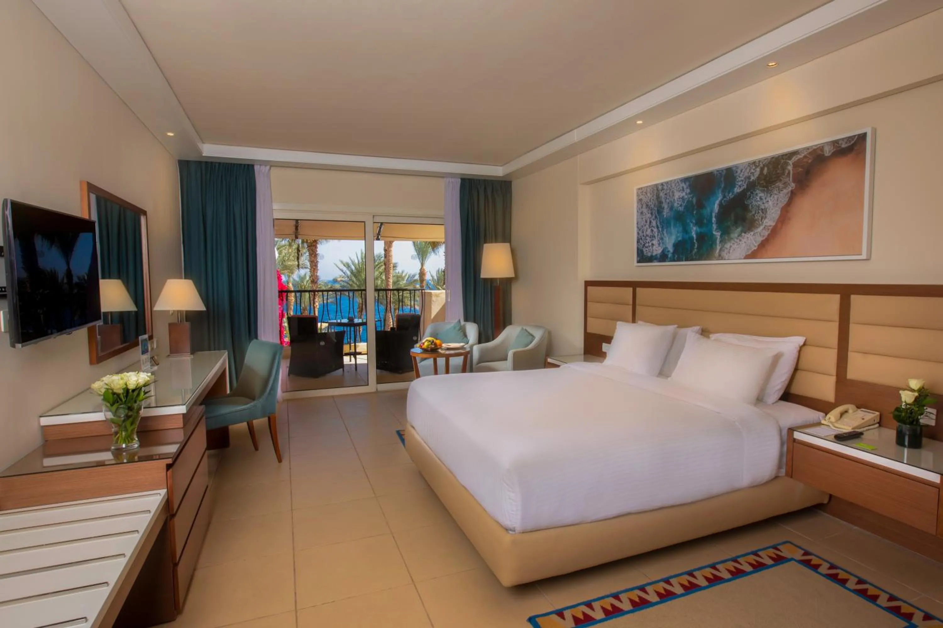 View (from property/room), Bed in Grand Rotana Resort & Spa