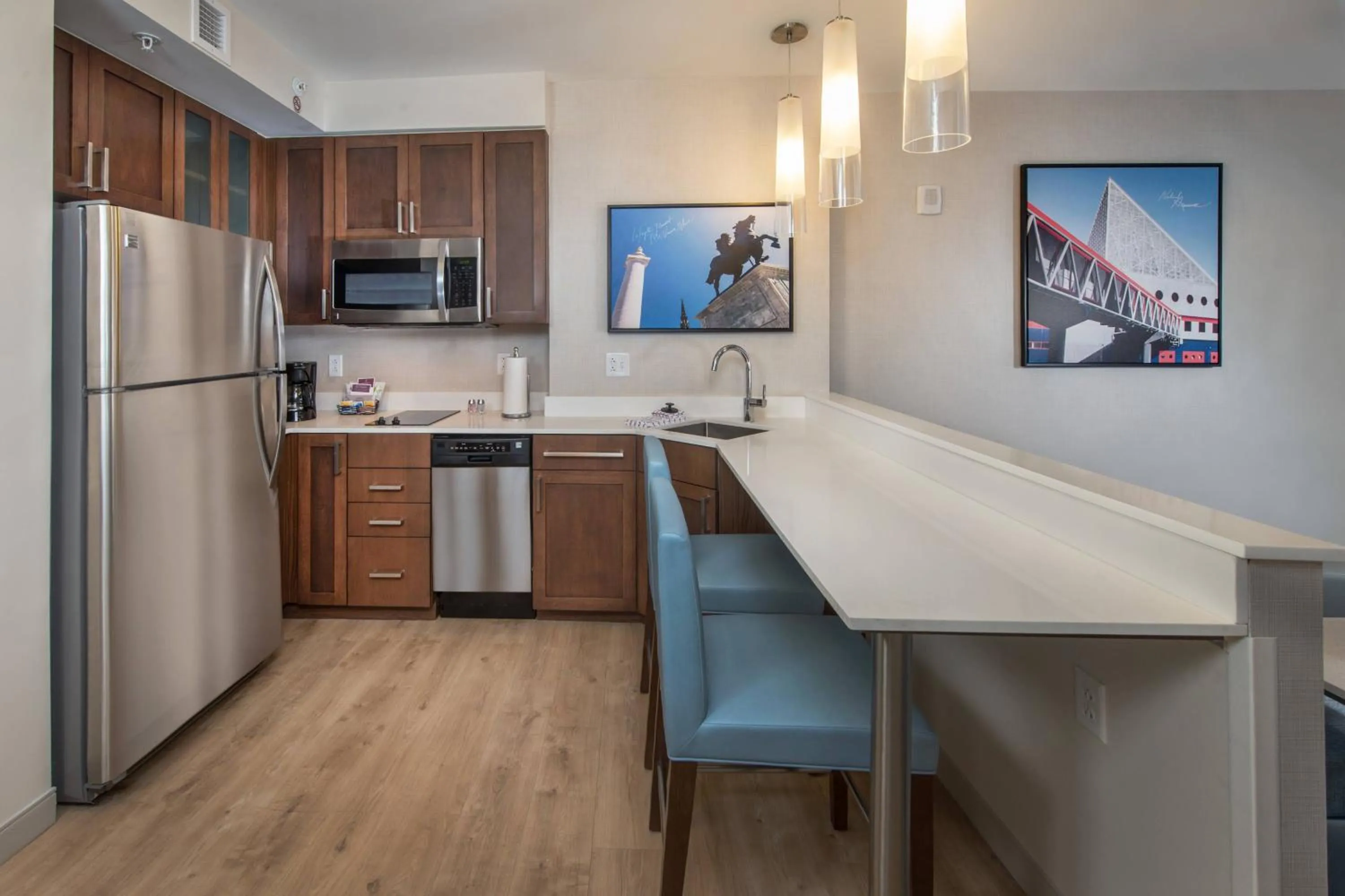 Kitchen or kitchenette in Residence Inn by Marriott Baltimore at The Johns Hopkins Medical Campus