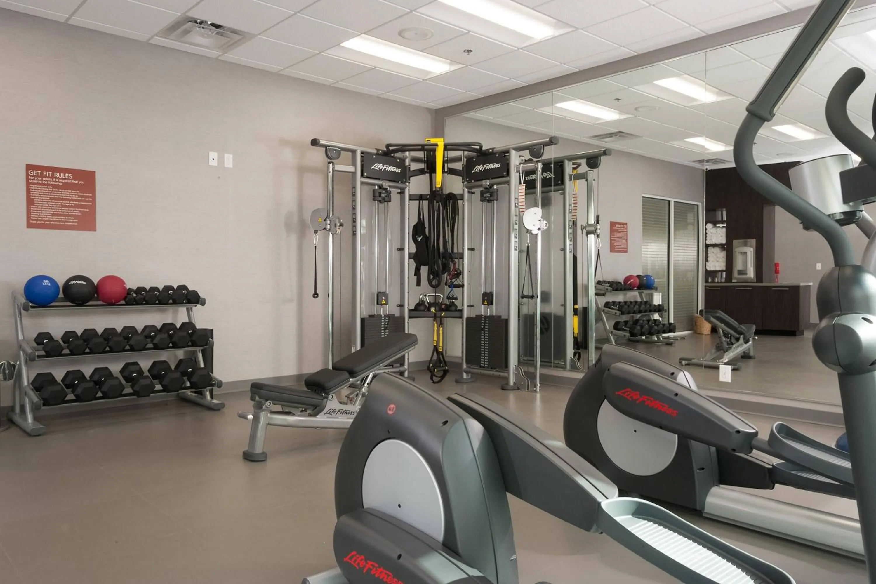Fitness centre/facilities in TownePlace Suites by Marriott Charleston Airport/Convention Center