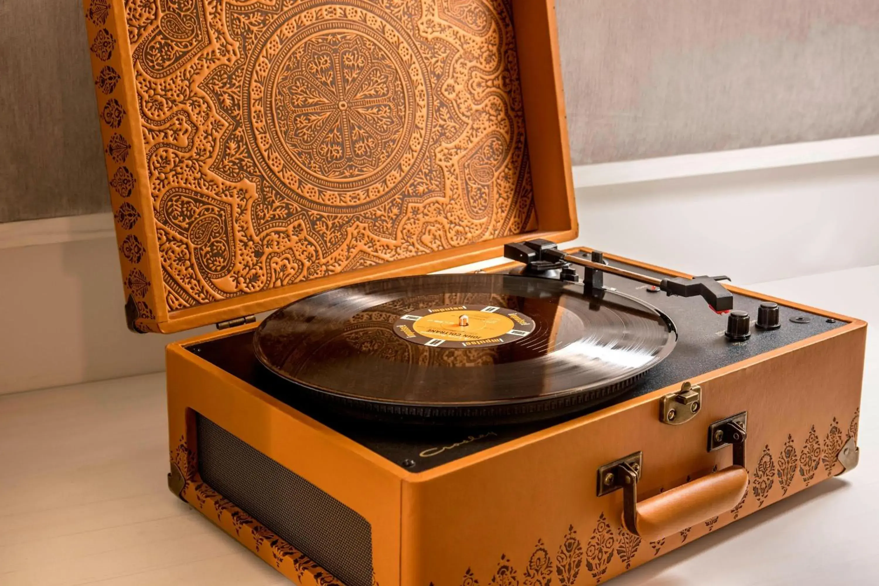 Double Queen Room in The Elizabeth Hotel, Autograph Collection Double Queen Room in The Elizabeth Hotel, Autograph Collection