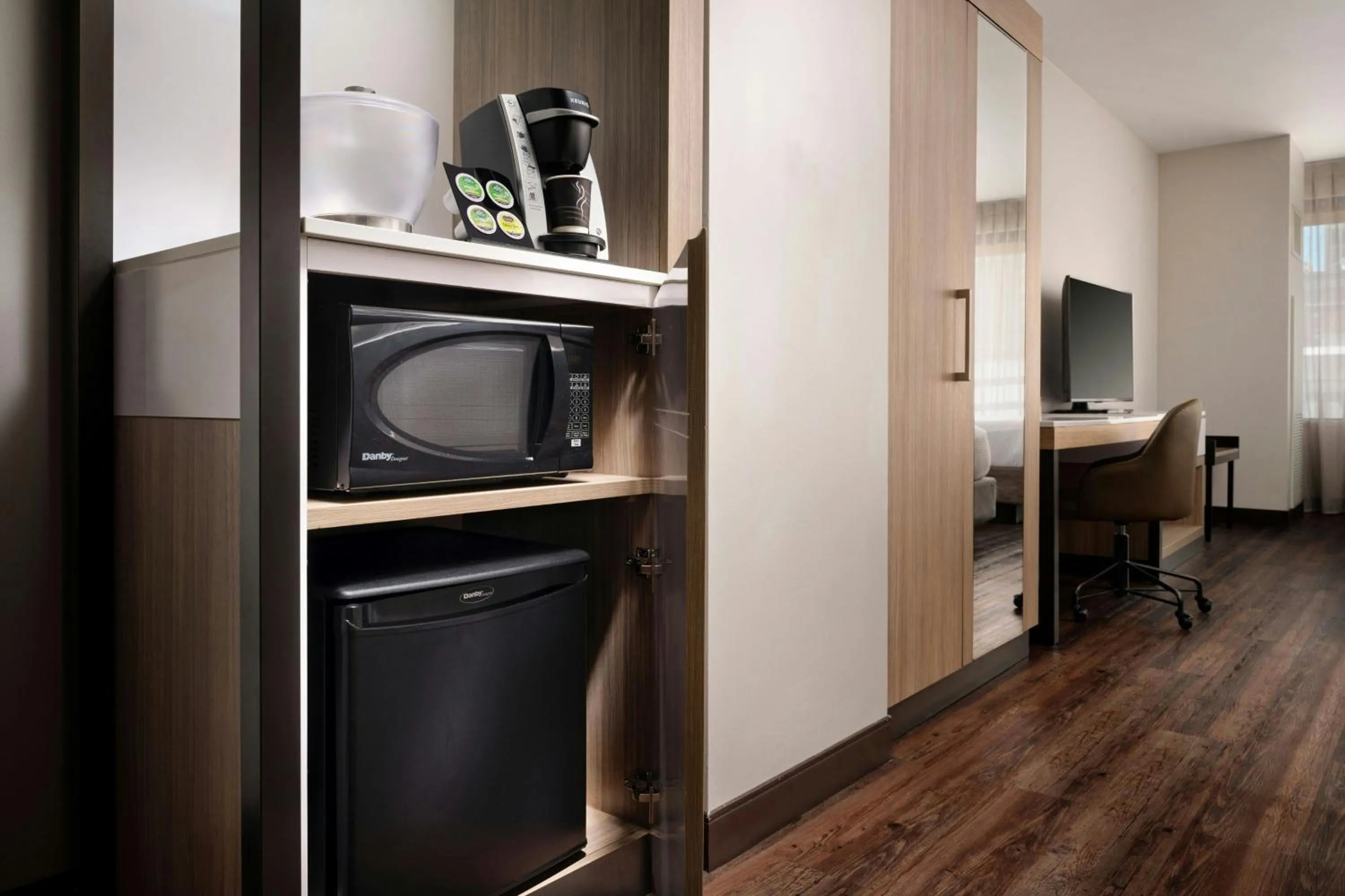 Bedroom in SpringHill Suites by Marriott New Orleans Downtown/Canal Street