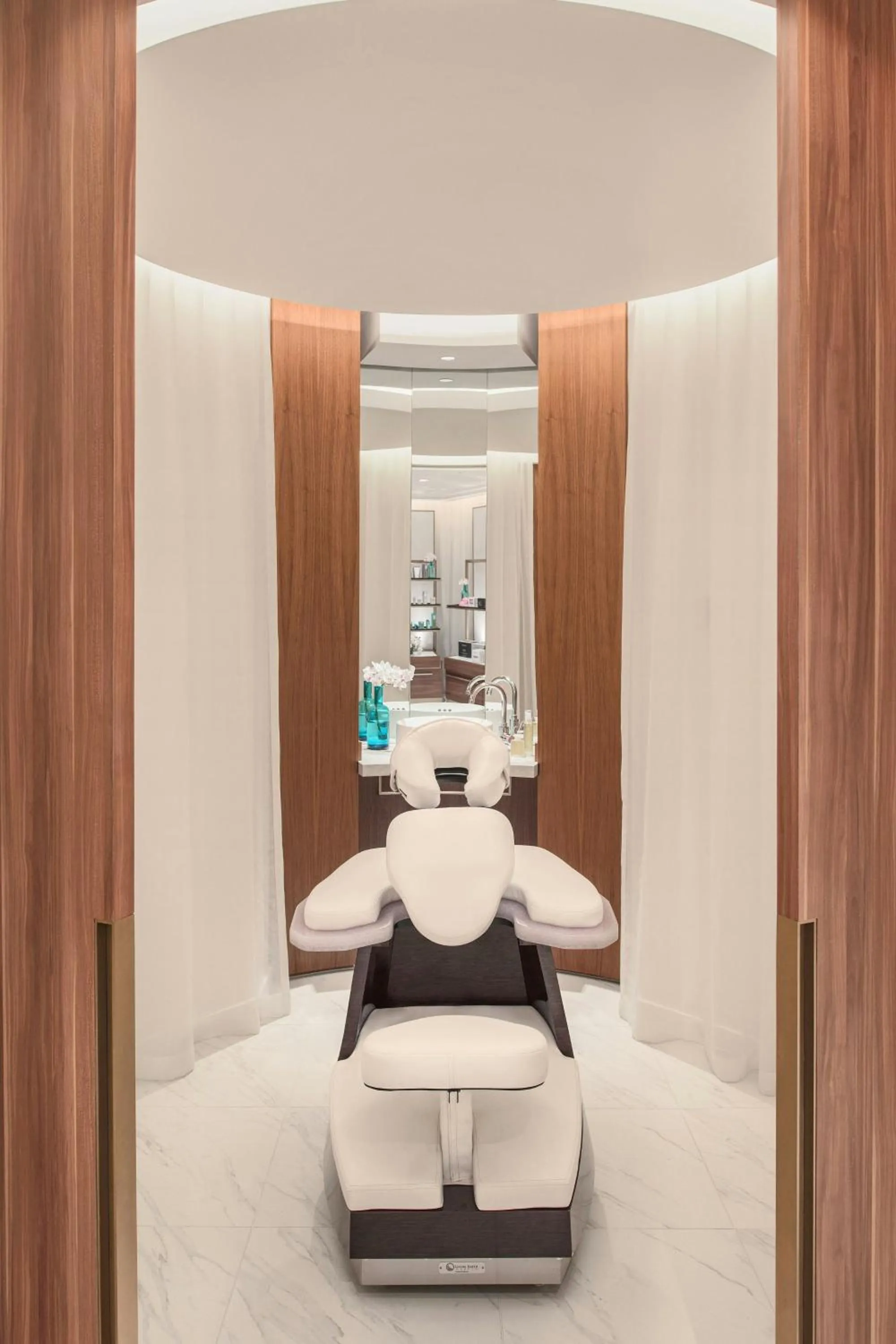 Spa and wellness centre/facilities, Bed in the DOUGLAS, Autograph Collection