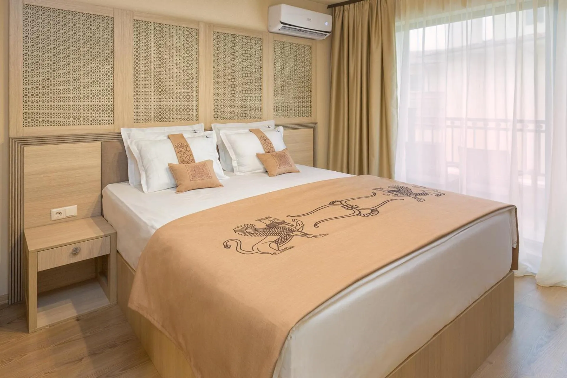 Bed in Argisht Partez Hotel ALL INCLUSIVE & BEACH BAR REBLS