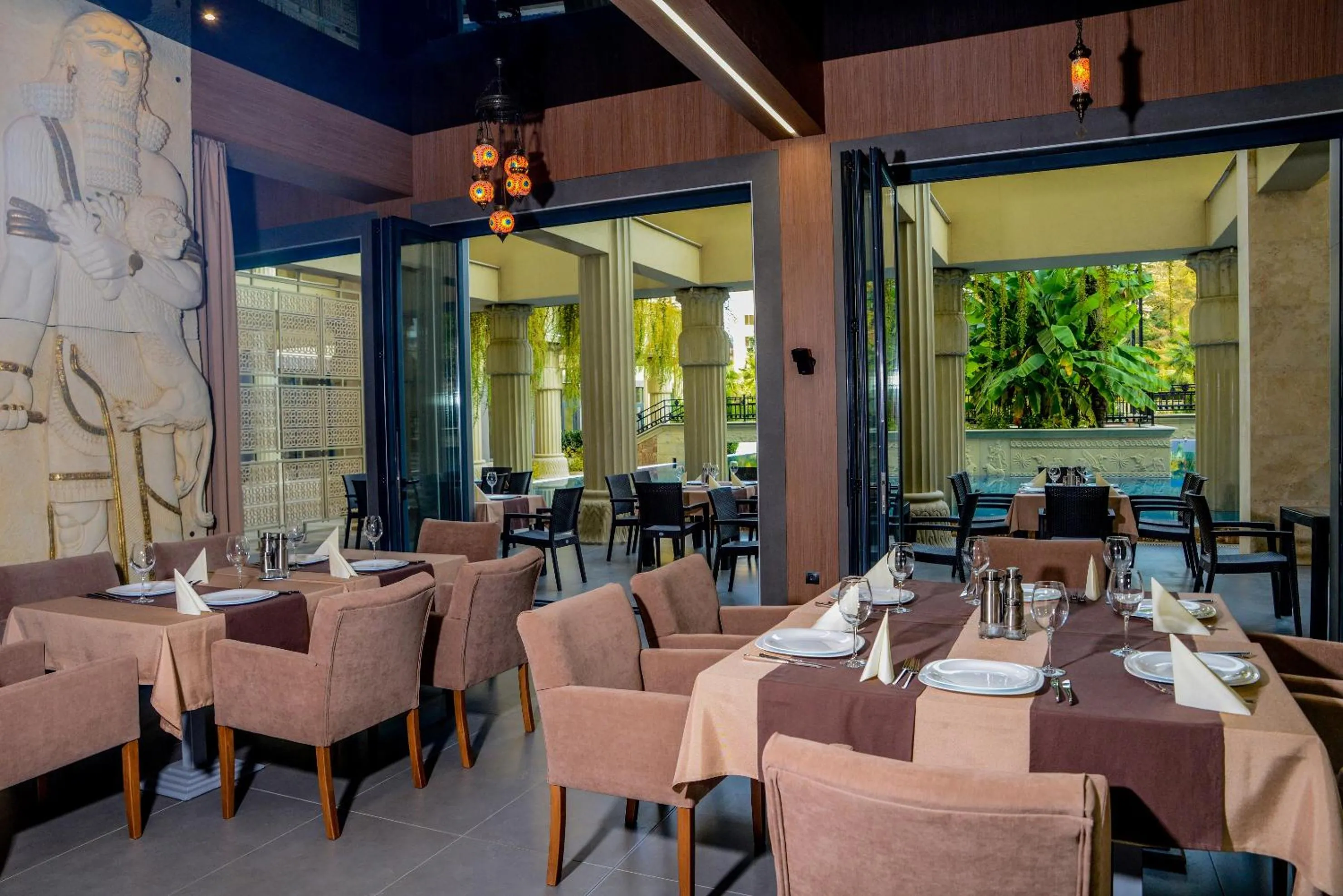 Restaurant/places to eat in Argisht Partez Hotel ALL INCLUSIVE & BEACH BAR REBLS