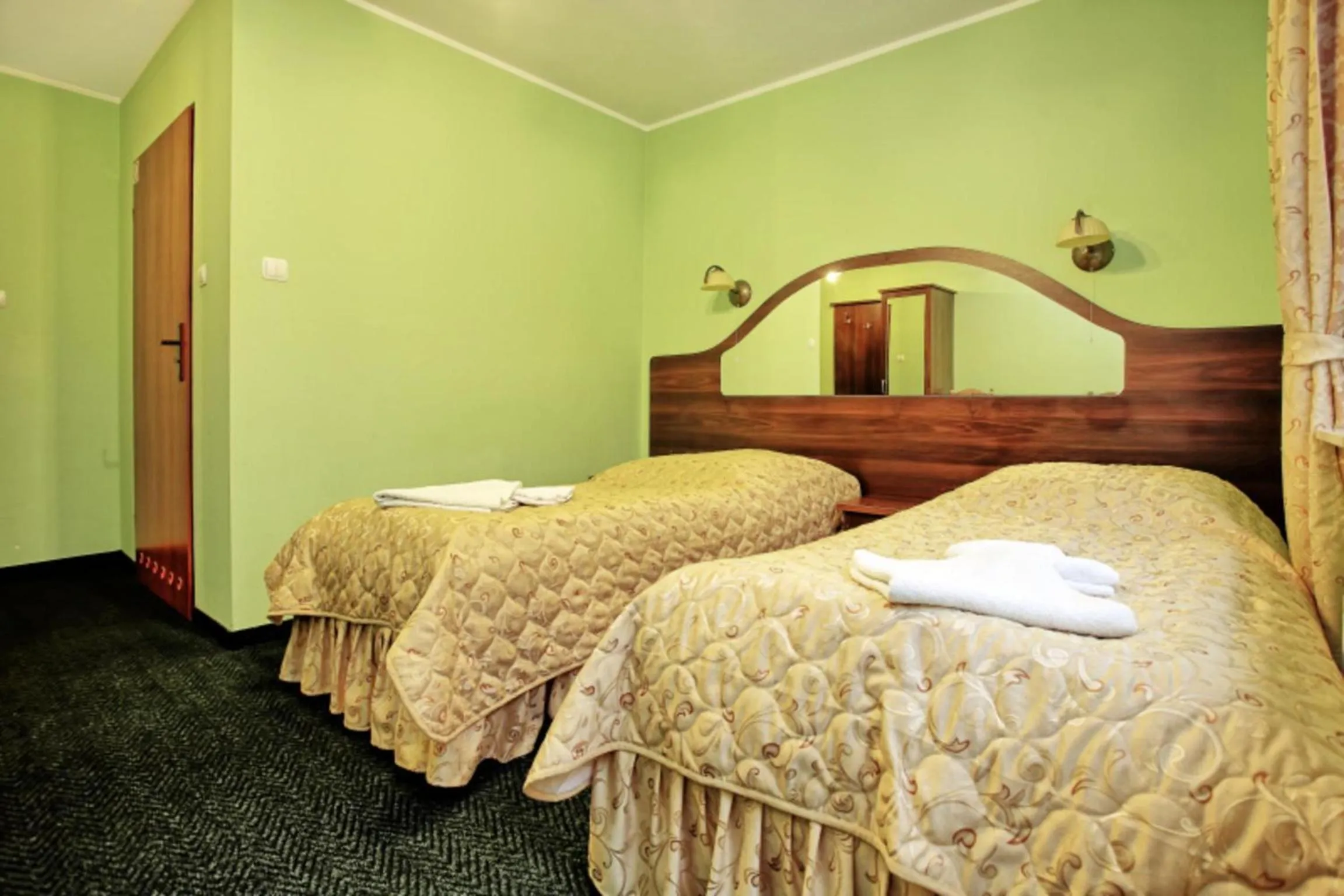 Photo of the whole room, Bed in Hotel Best Inn Bydgoszcz S5