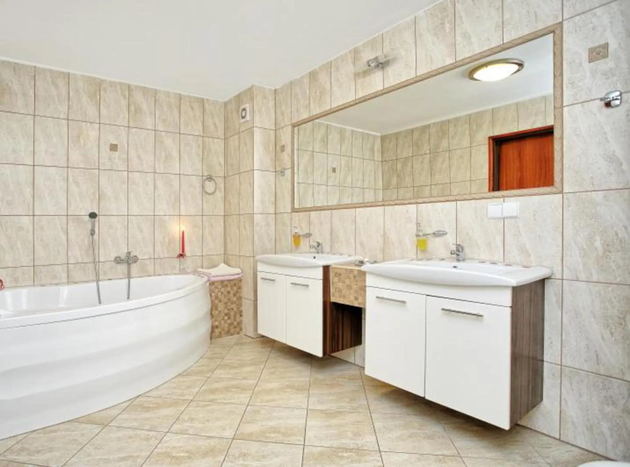 Bathroom in Hotel Best Inn Bydgoszcz S5