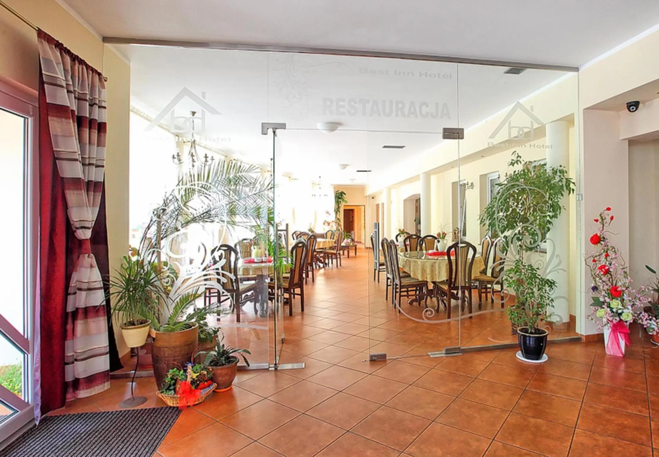 Restaurant/places to eat in Hotel Best Inn Bydgoszcz S5