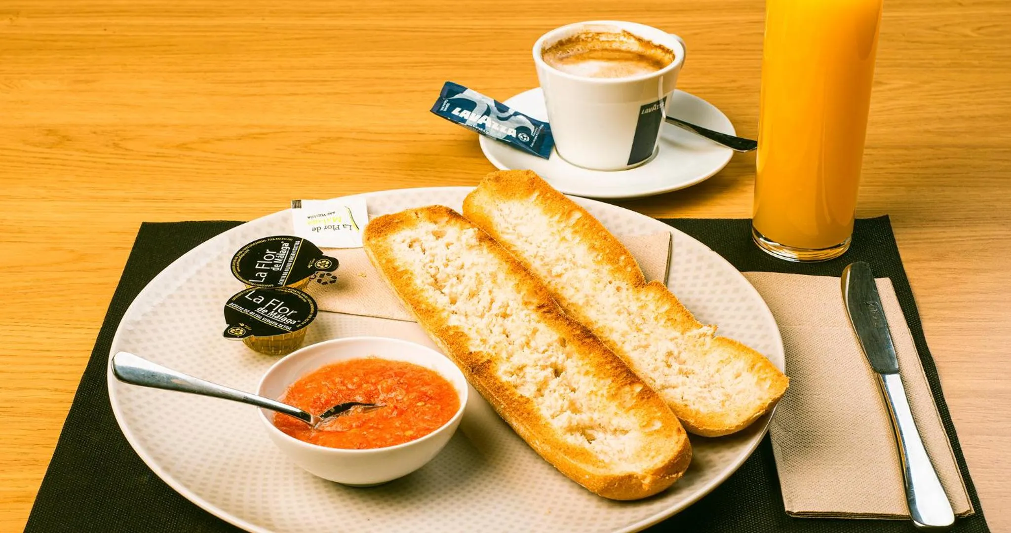 Food and drinks in Fuengirola Beach Apartamentos Turísticos