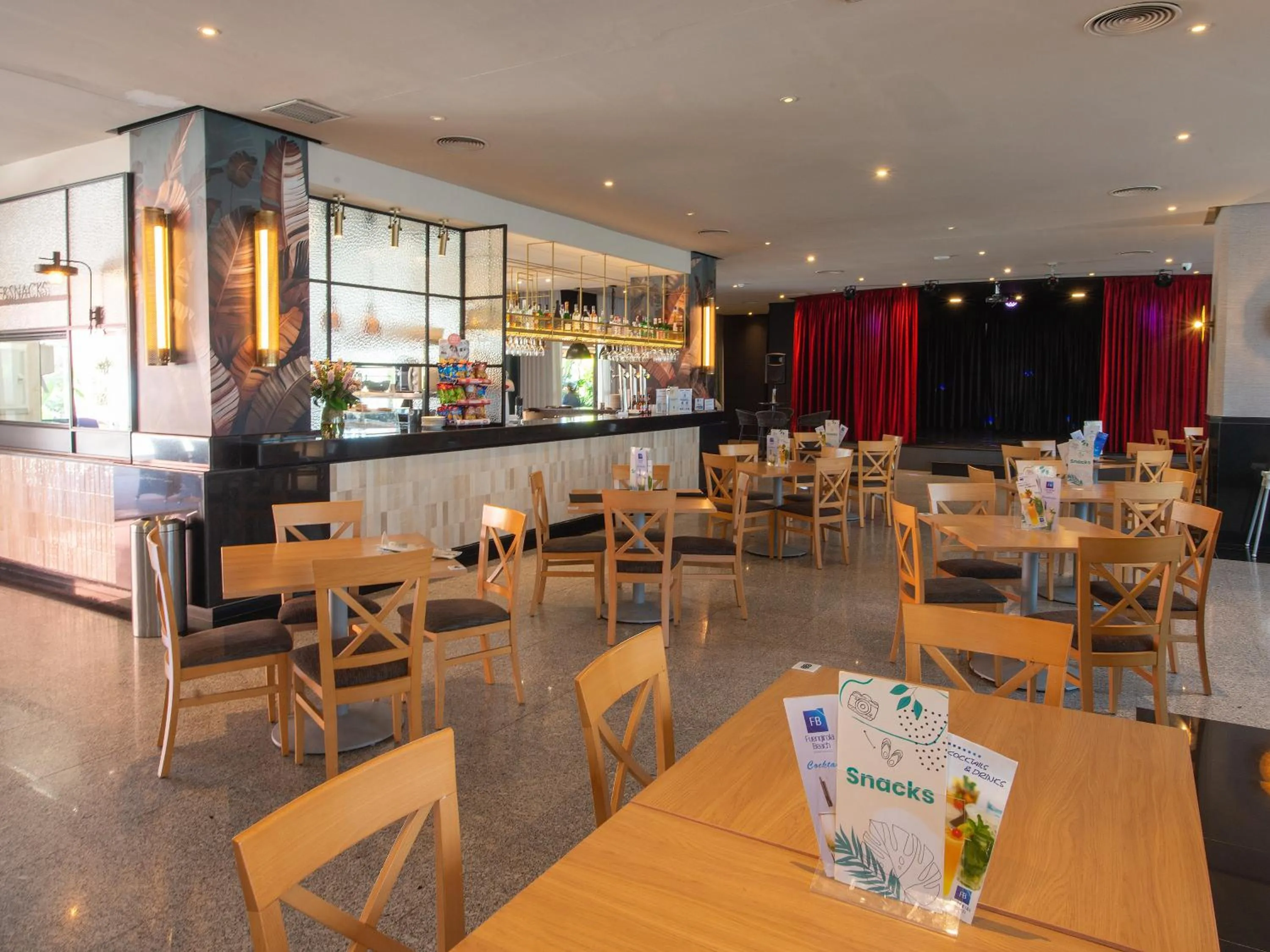 Lounge or bar in Fuengirola Beach Apartamentos Turísticos