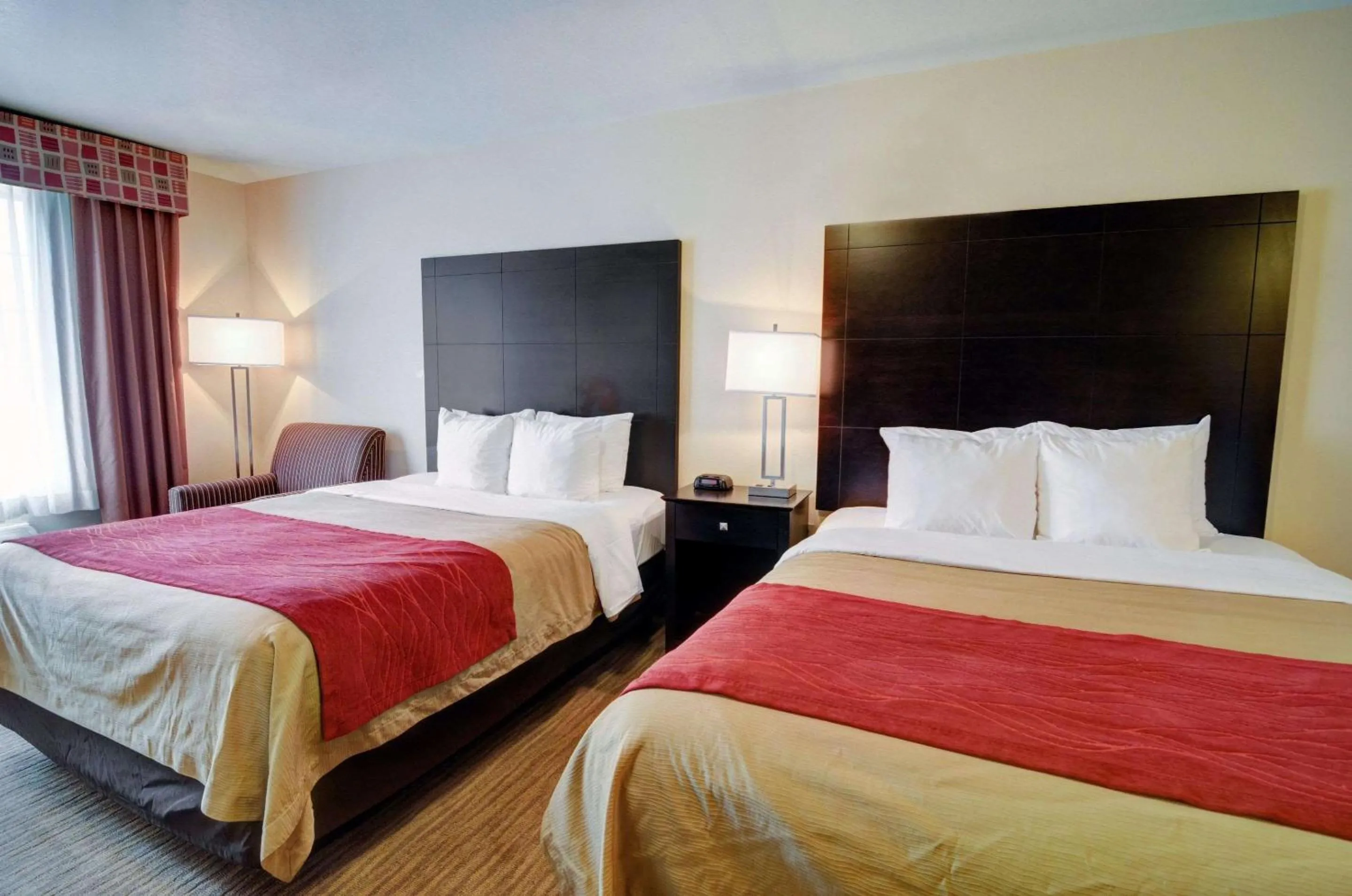 Photo of the whole room, Bed in Comfort Inn & Suites Amarillo West near Medical Center
