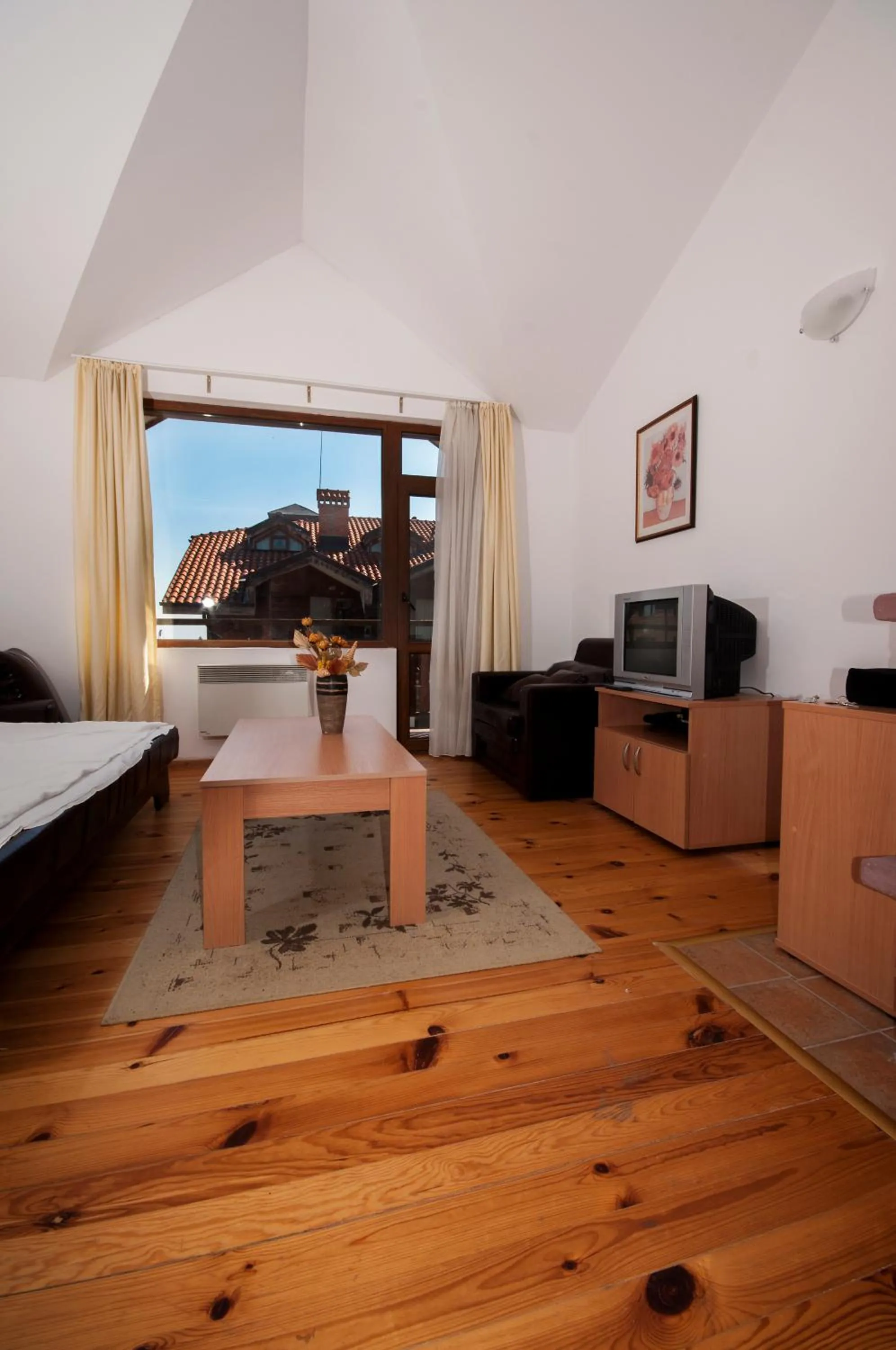 Property building in Apartments Four Leaf Clover Bansko to rent