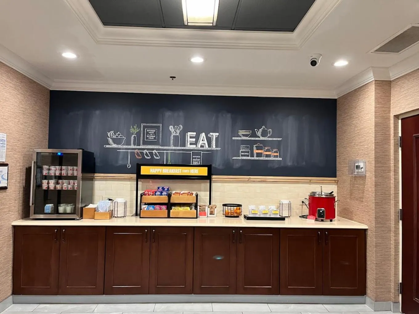 Restaurant/places to eat in Hampton Inn Atlanta-Canton