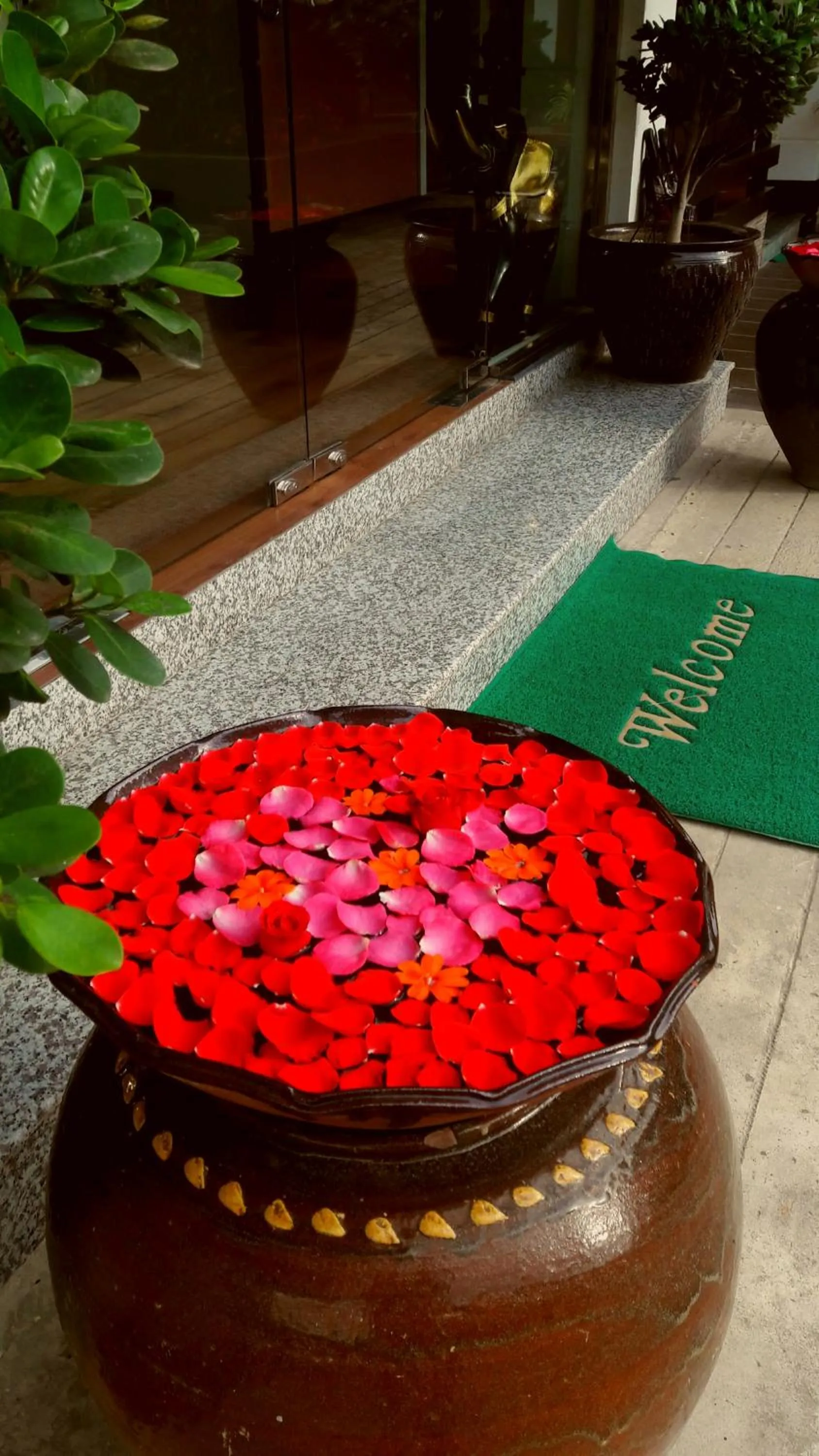 Decorative detail in Immana Grand Inle Hotel