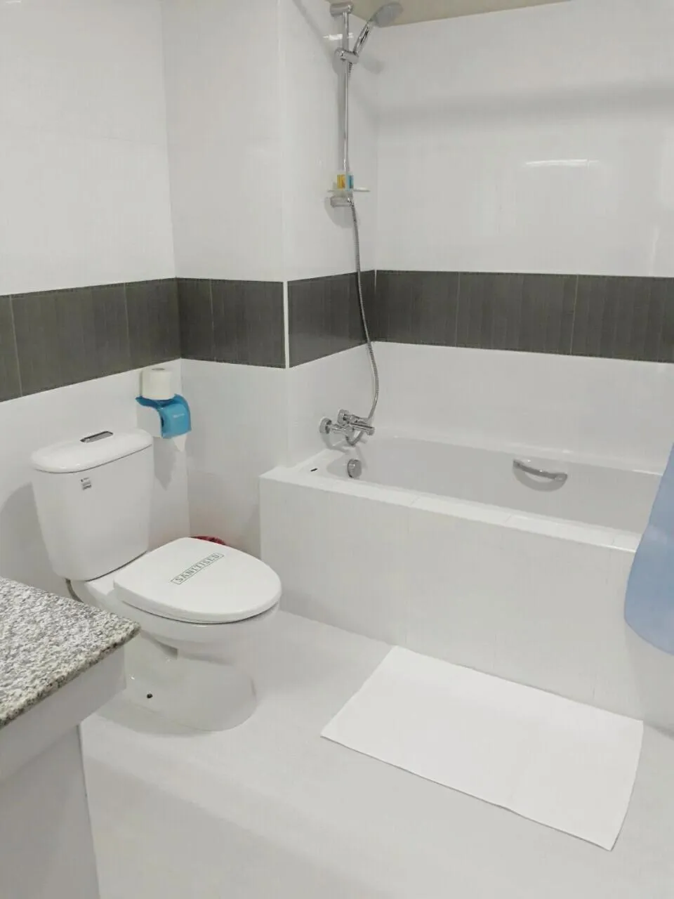 Bathroom in Immana Grand Inle Hotel