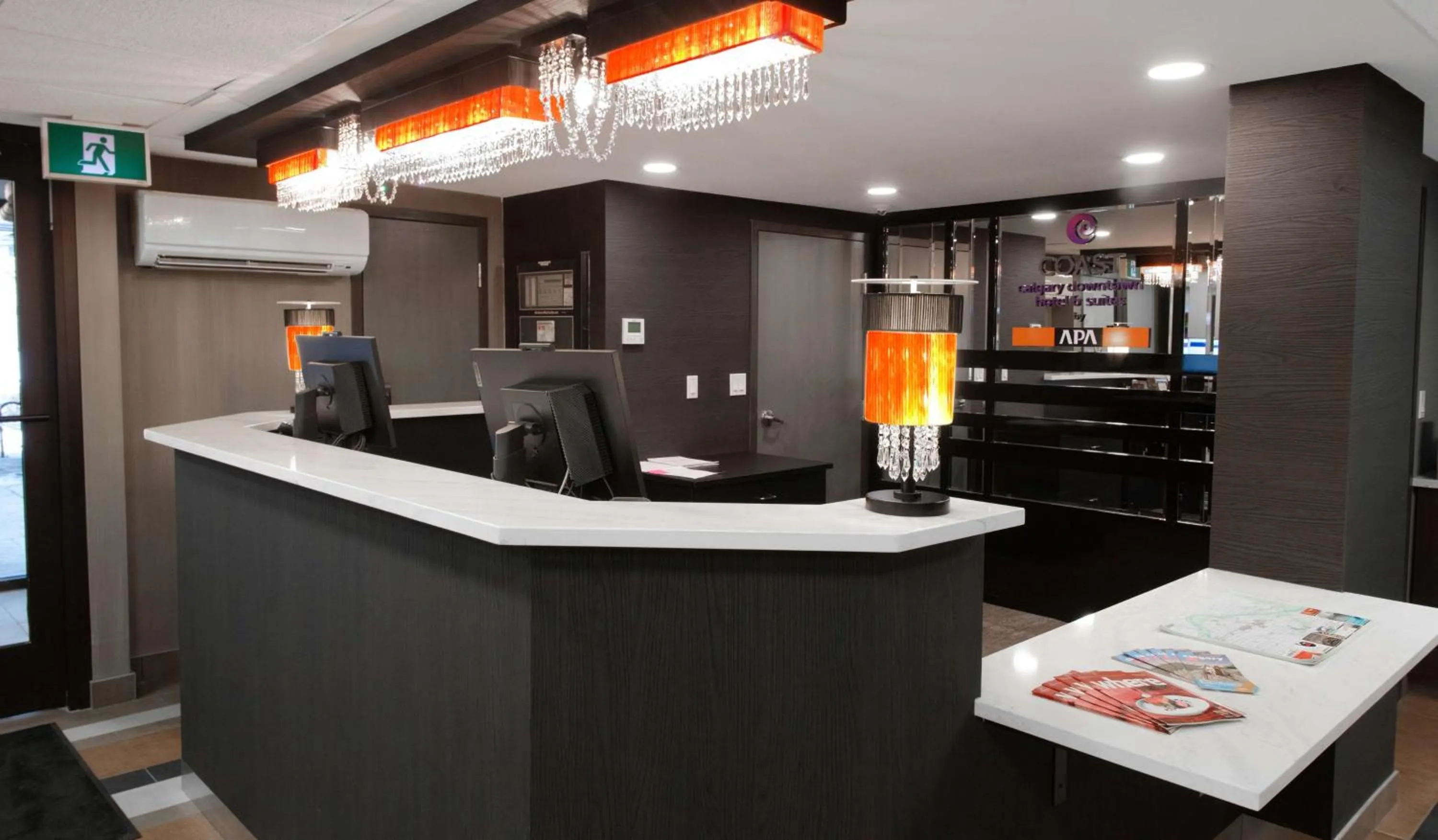 Lobby or reception in Coast Calgary Downtown Hotel & Suites by APA
