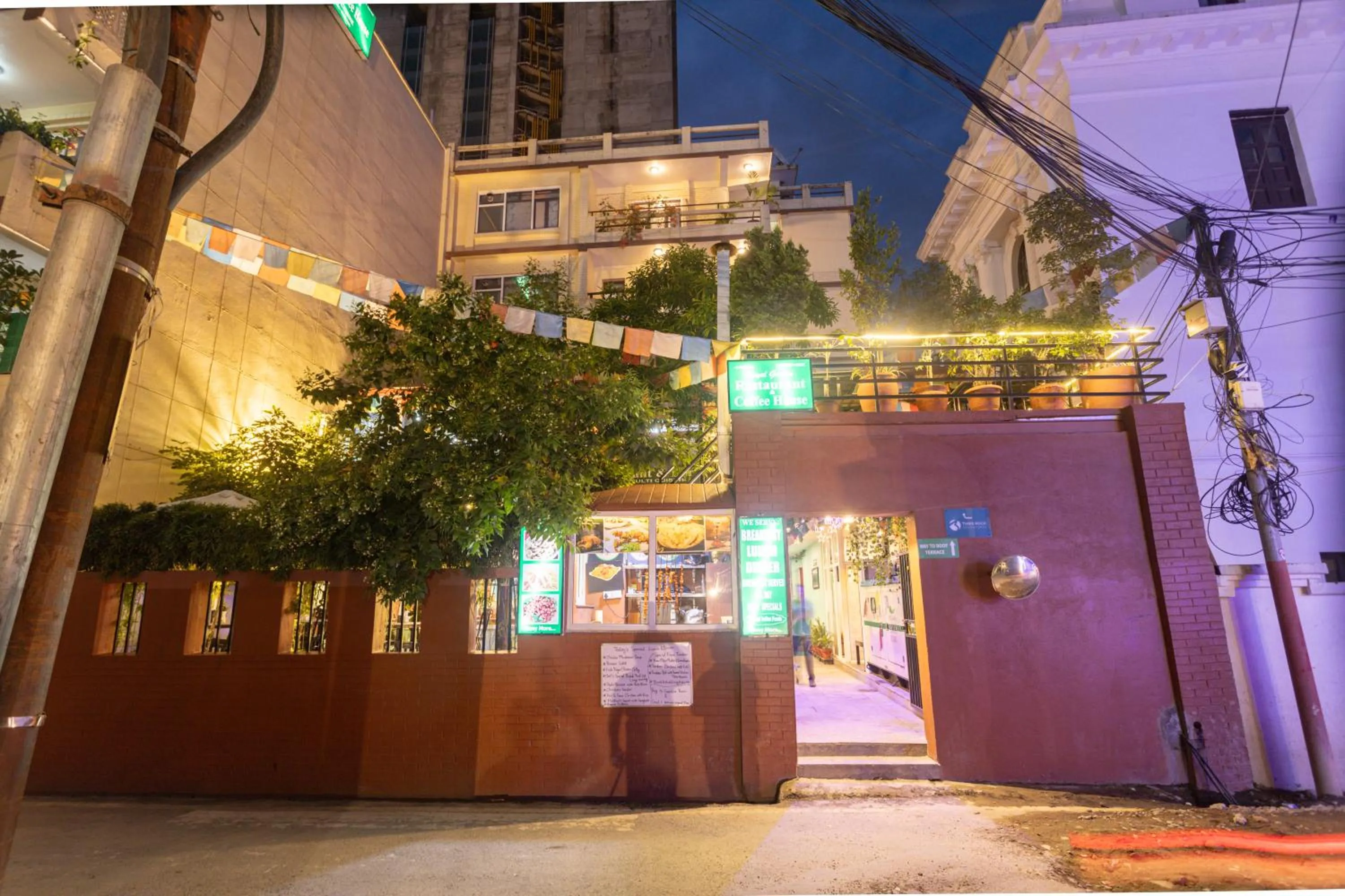 Restaurant/places to eat in Oasis Kathmandu Hotel