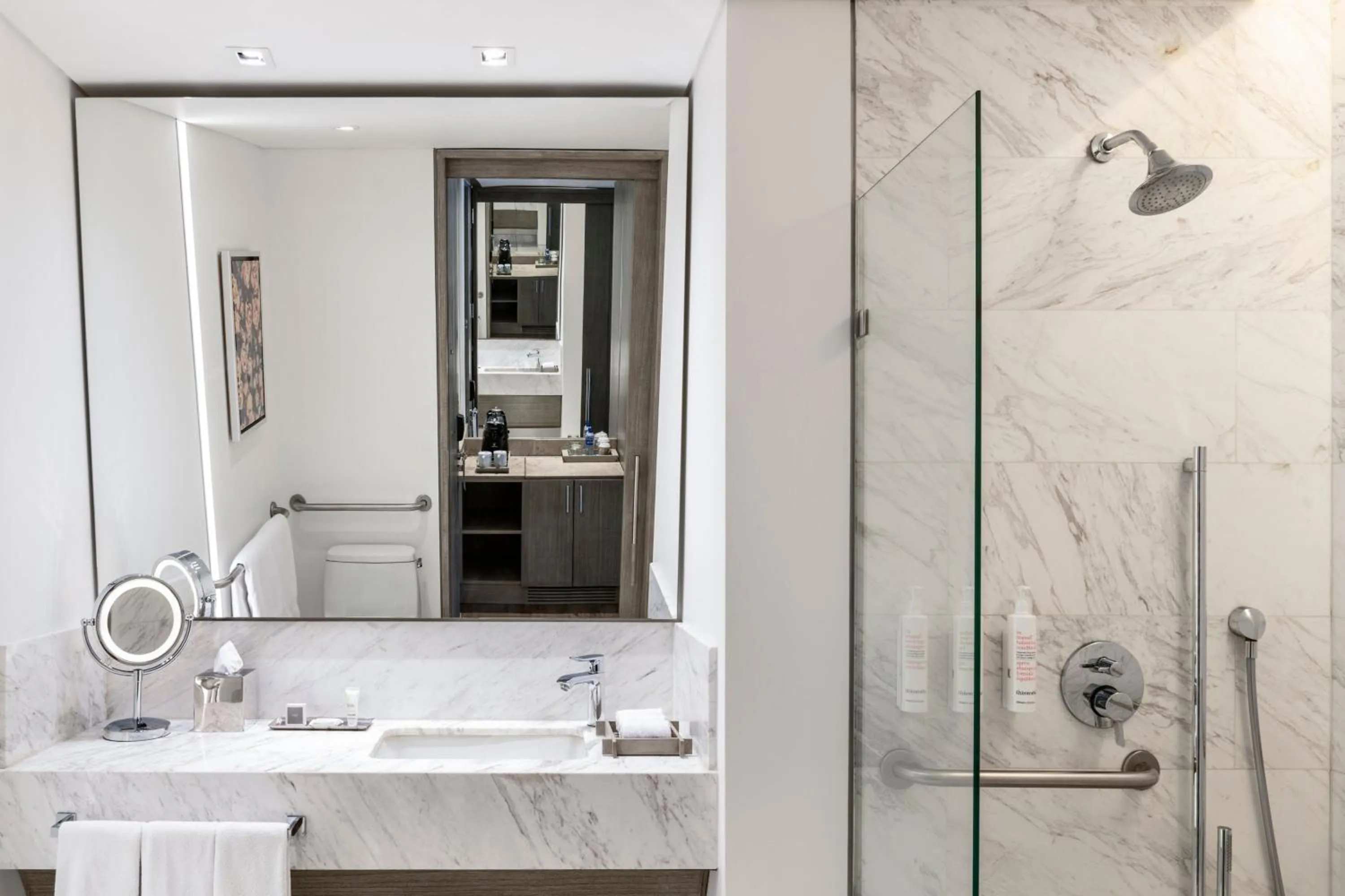 Bathroom in Medellin Marriott Hotel