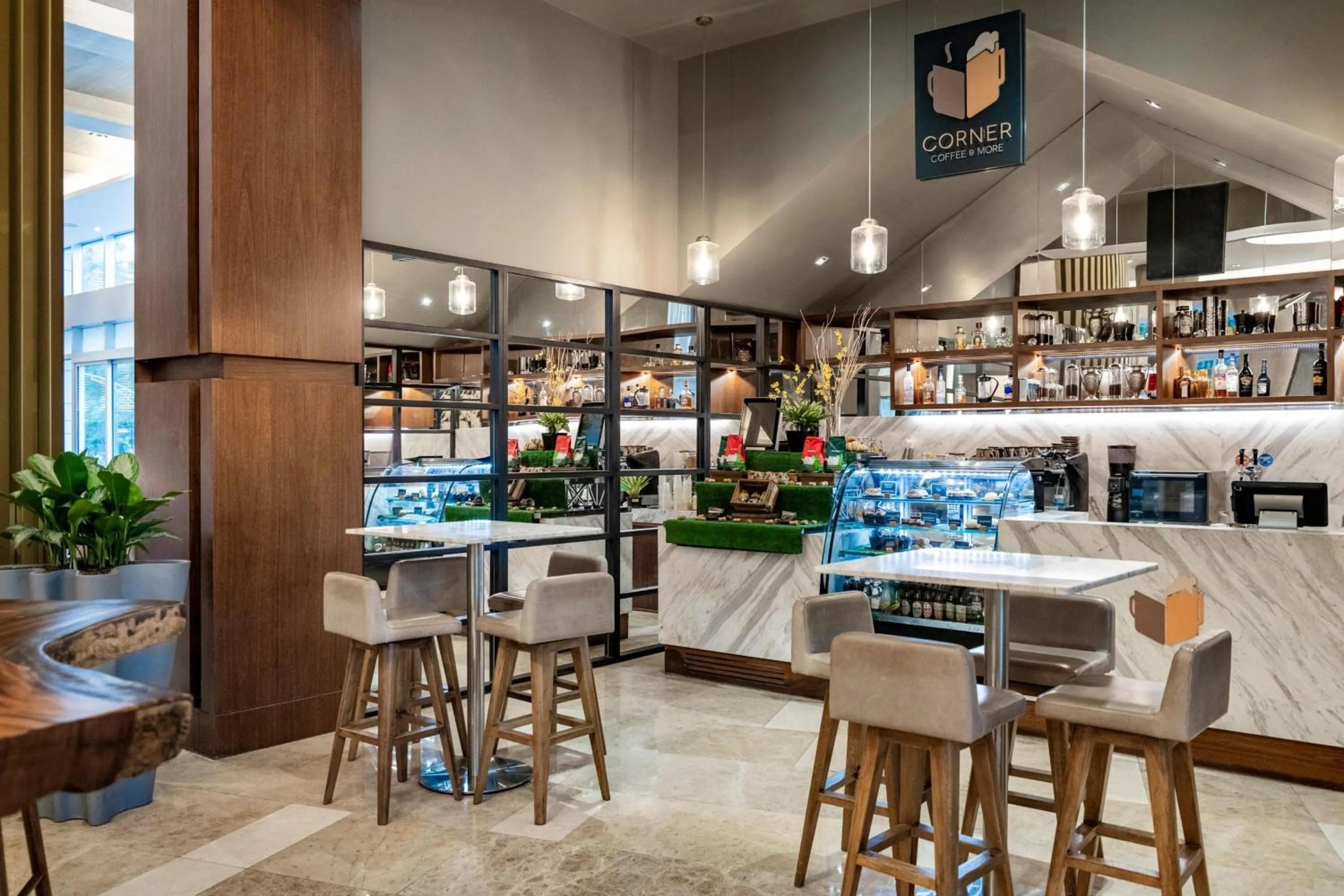 Lobby or reception in Medellin Marriott Hotel